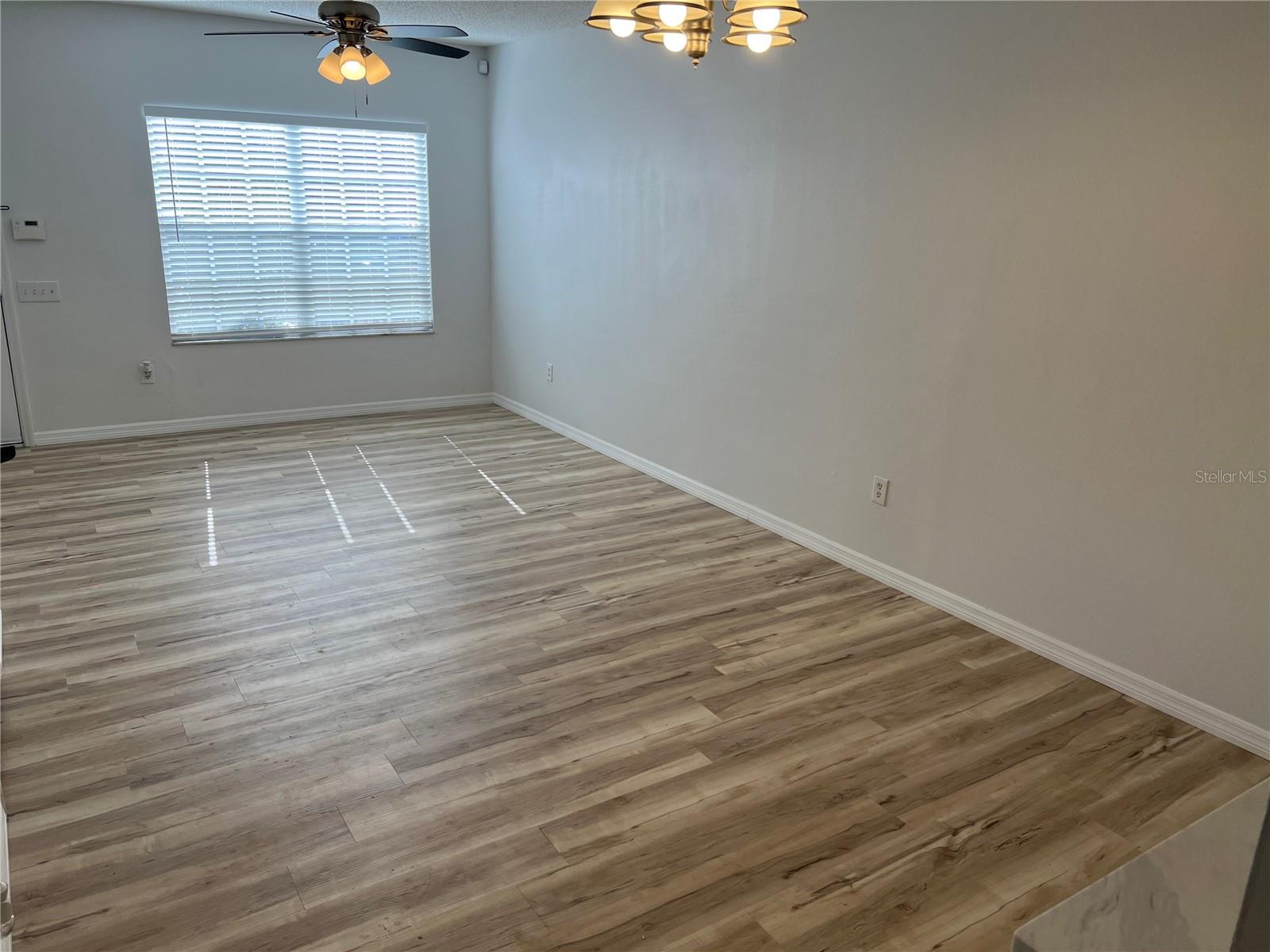 12418 BERKELEY SQUARE DR, TAMPA, FL, 33626