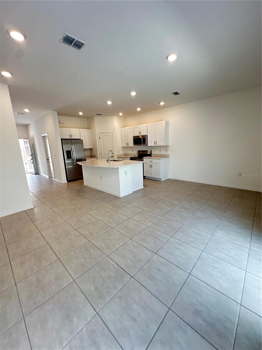 3007 CANARY AVE, DAVENPORT, FL, 33837