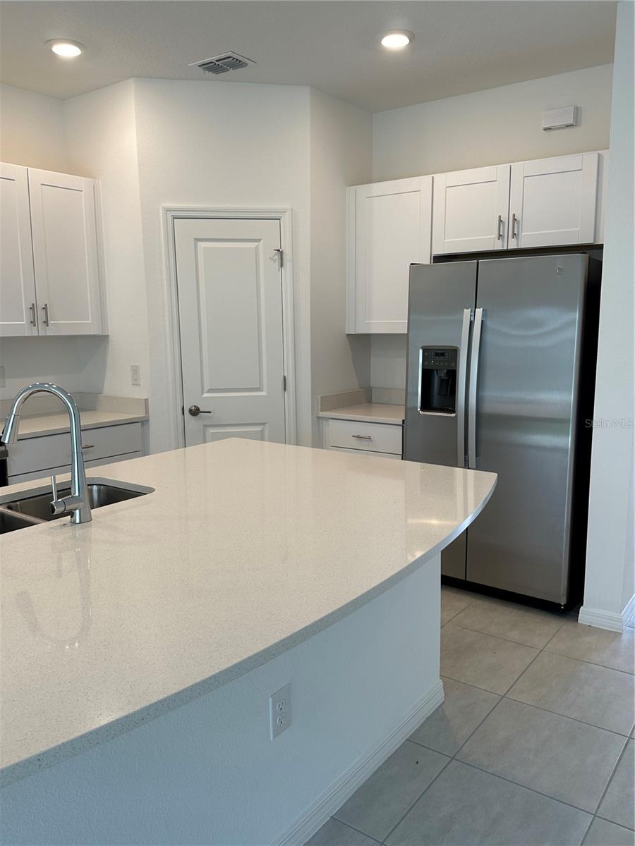 3007 CANARY AVE, DAVENPORT, FL, 33837