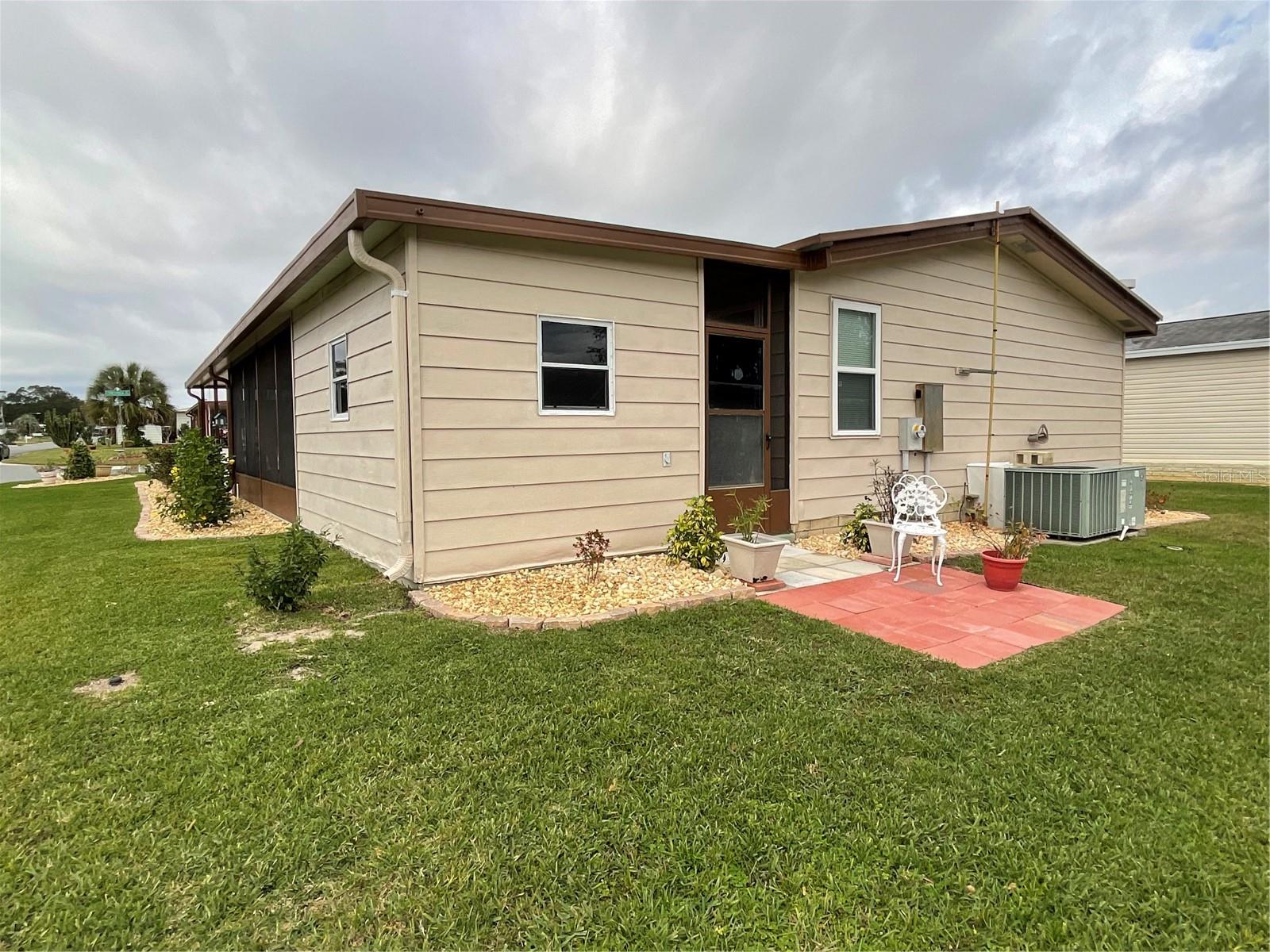 2338 CONESTOGA DR, LEESBURG, FL, 34748