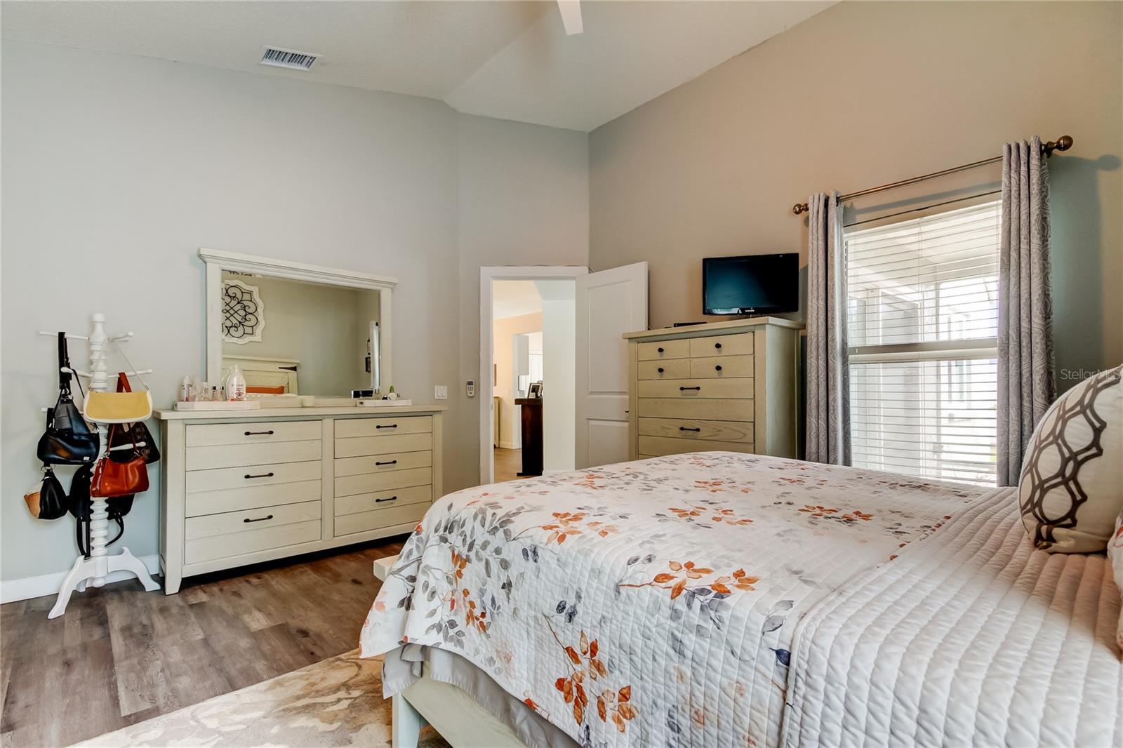 9702 FREDERICKSBURG RD, TAMPA, FL, 33635