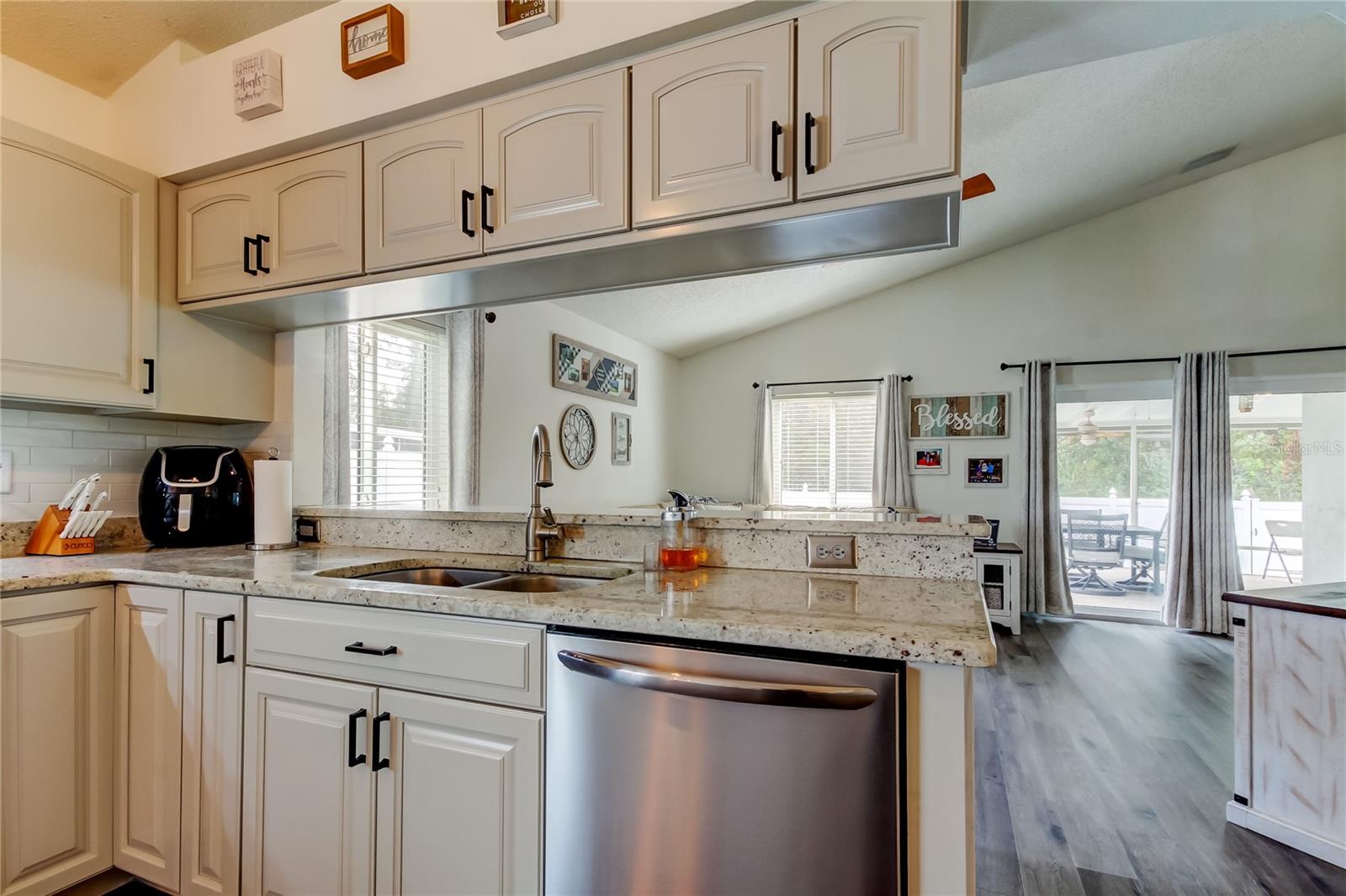 9702 FREDERICKSBURG RD, TAMPA, FL, 33635