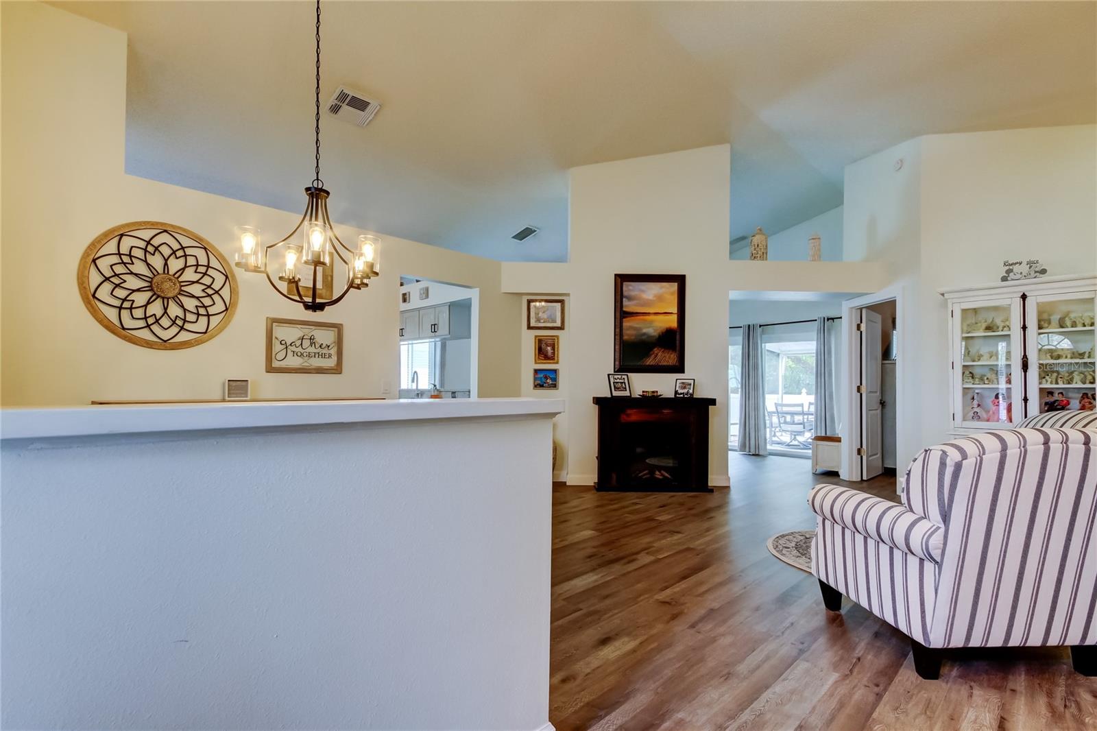 9702 FREDERICKSBURG RD, TAMPA, FL, 33635