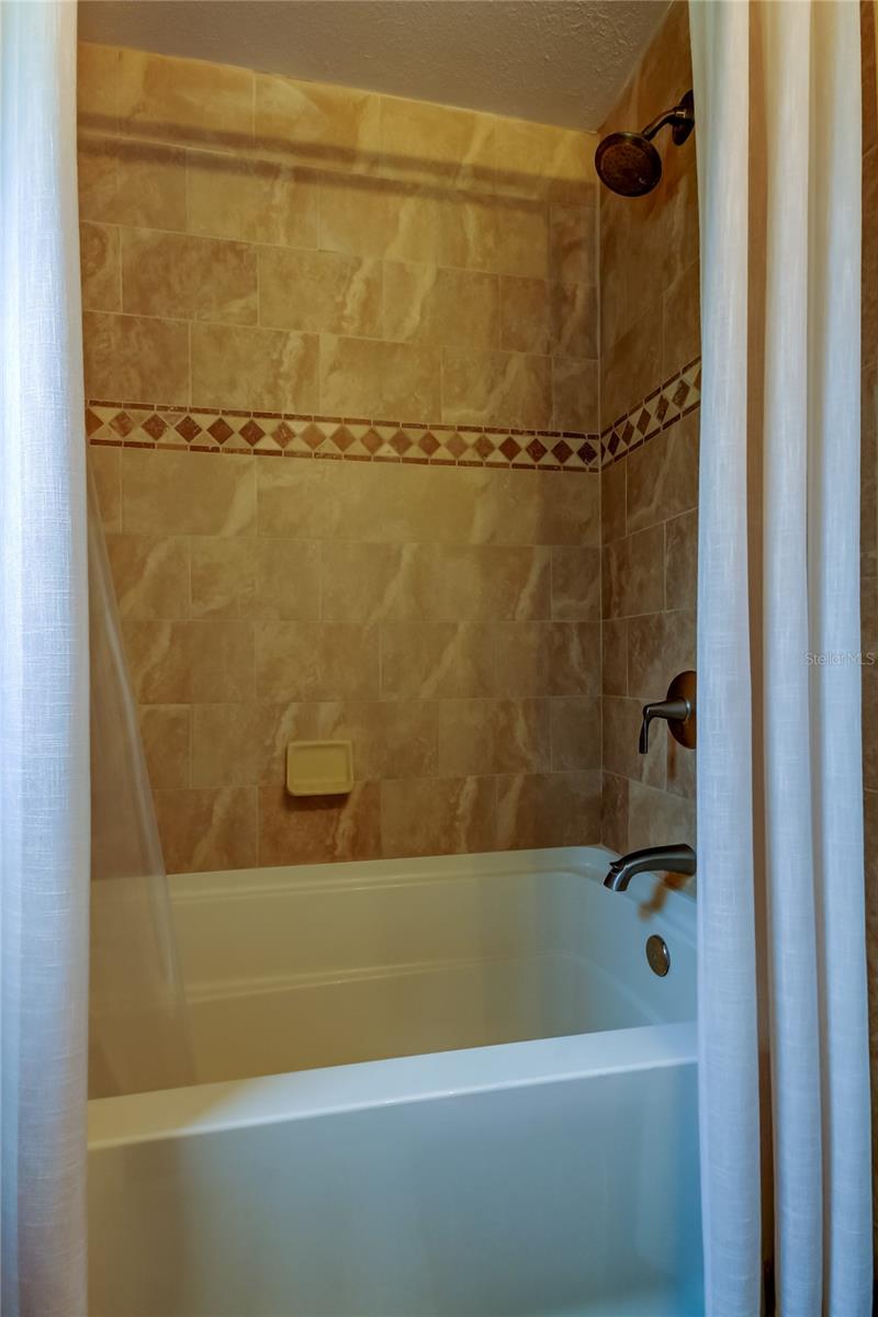 9702 FREDERICKSBURG RD, TAMPA, FL, 33635