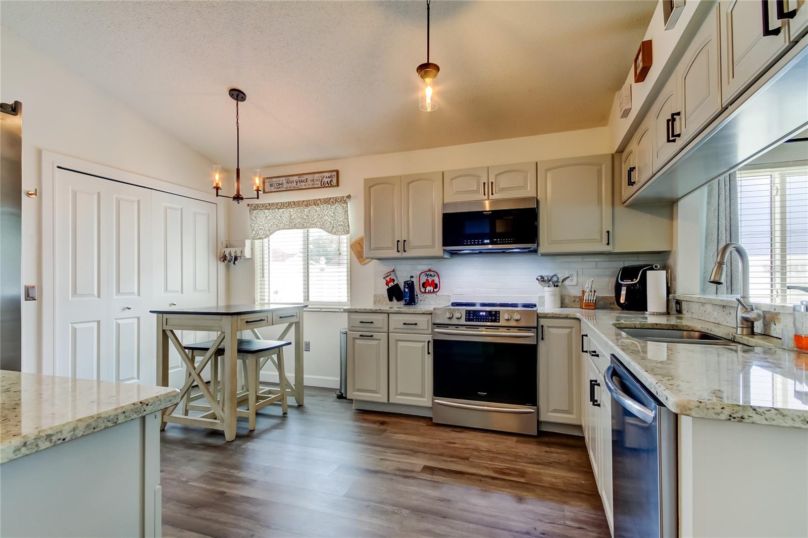 9702 FREDERICKSBURG RD, TAMPA, FL, 33635