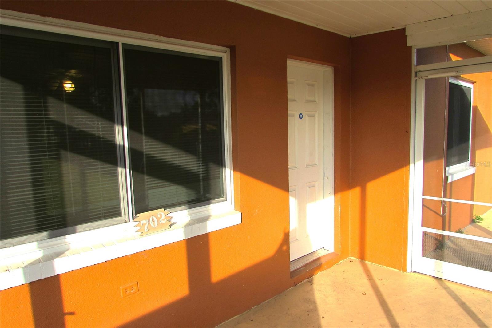 702 E 120TH AVE, TAMPA, FL, 33612