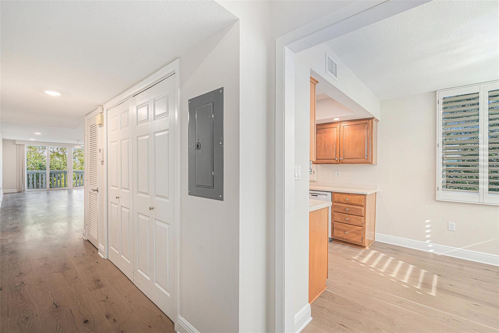 2650 PEARCE DR #407, CLEARWATER, FL, 33764