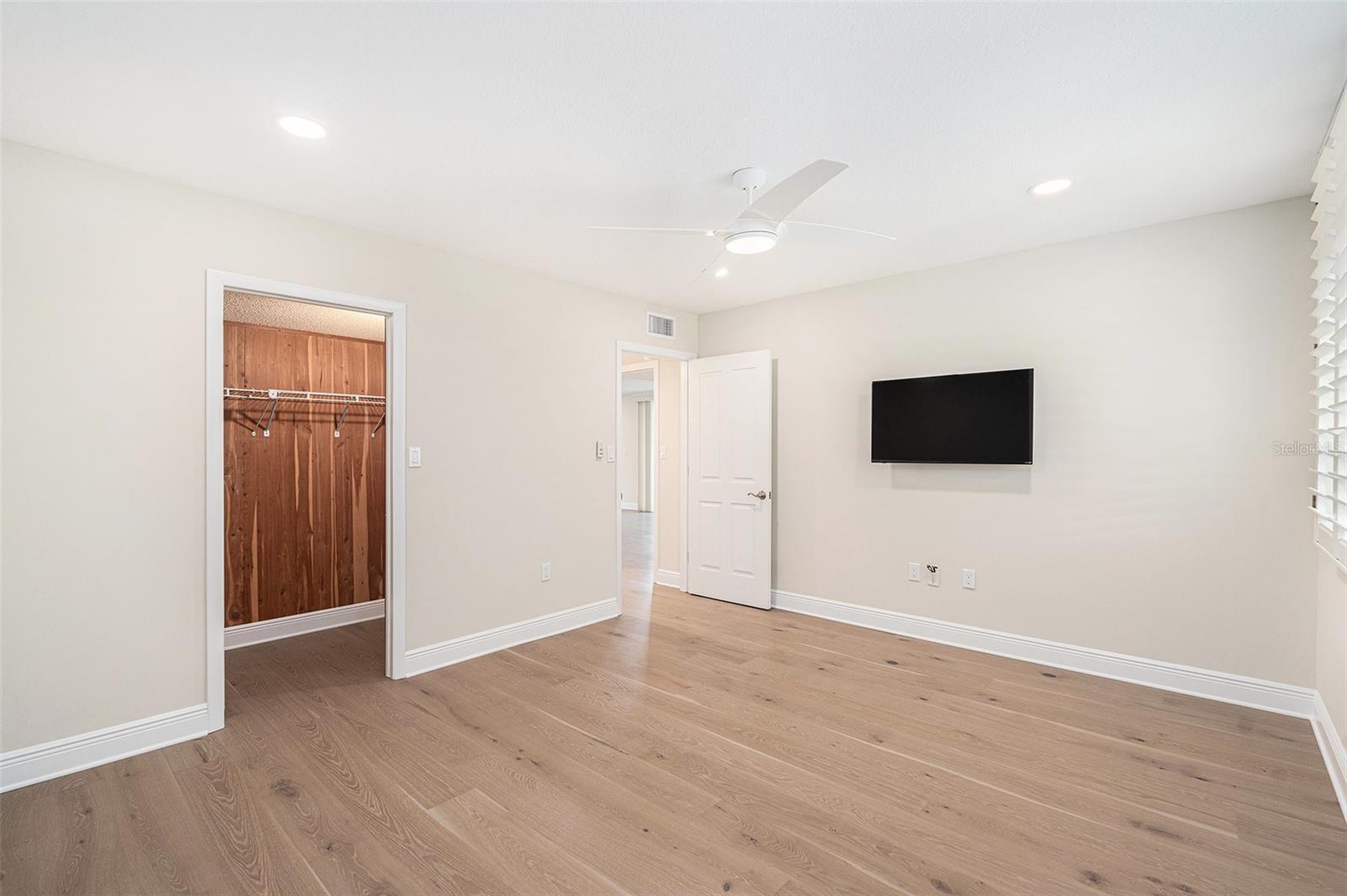 2650 PEARCE DR #407, CLEARWATER, FL, 33764