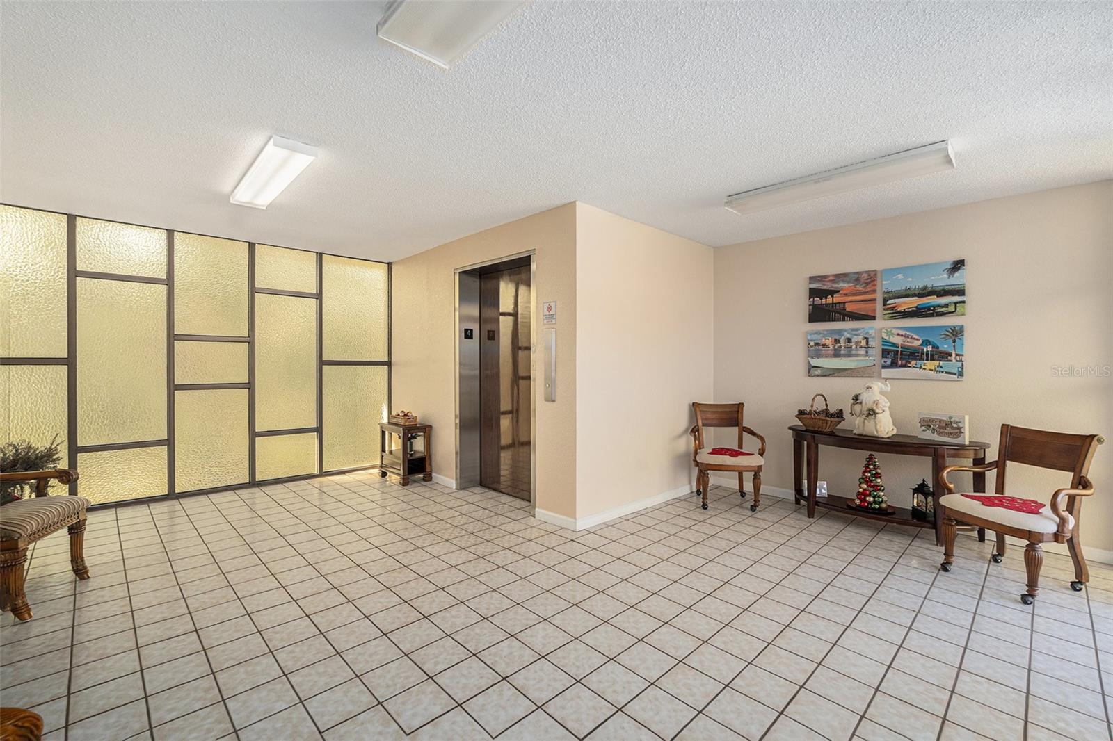 2650 PEARCE DR #407, CLEARWATER, FL, 33764