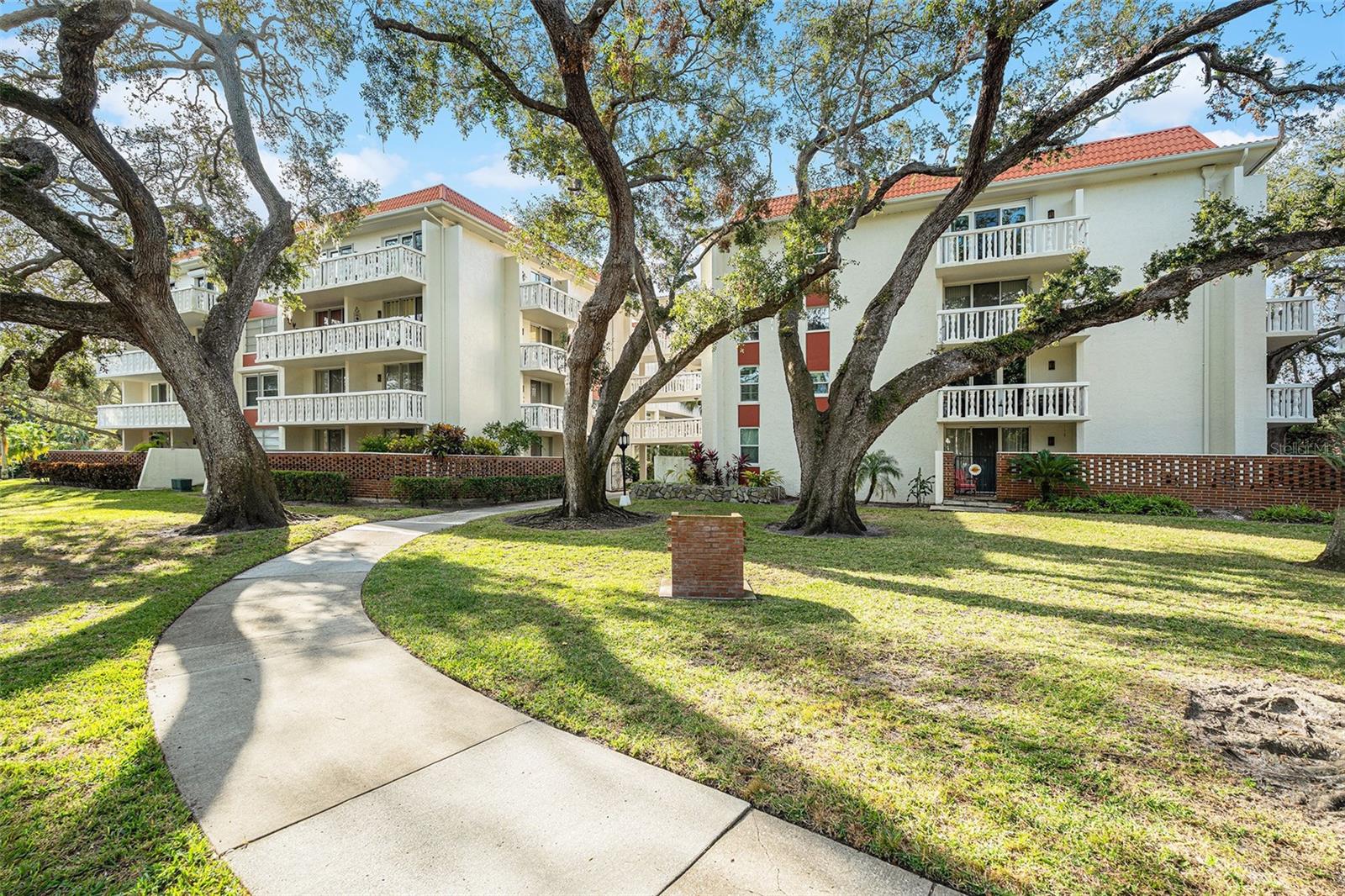 2650 PEARCE DR #407, CLEARWATER, FL, 33764