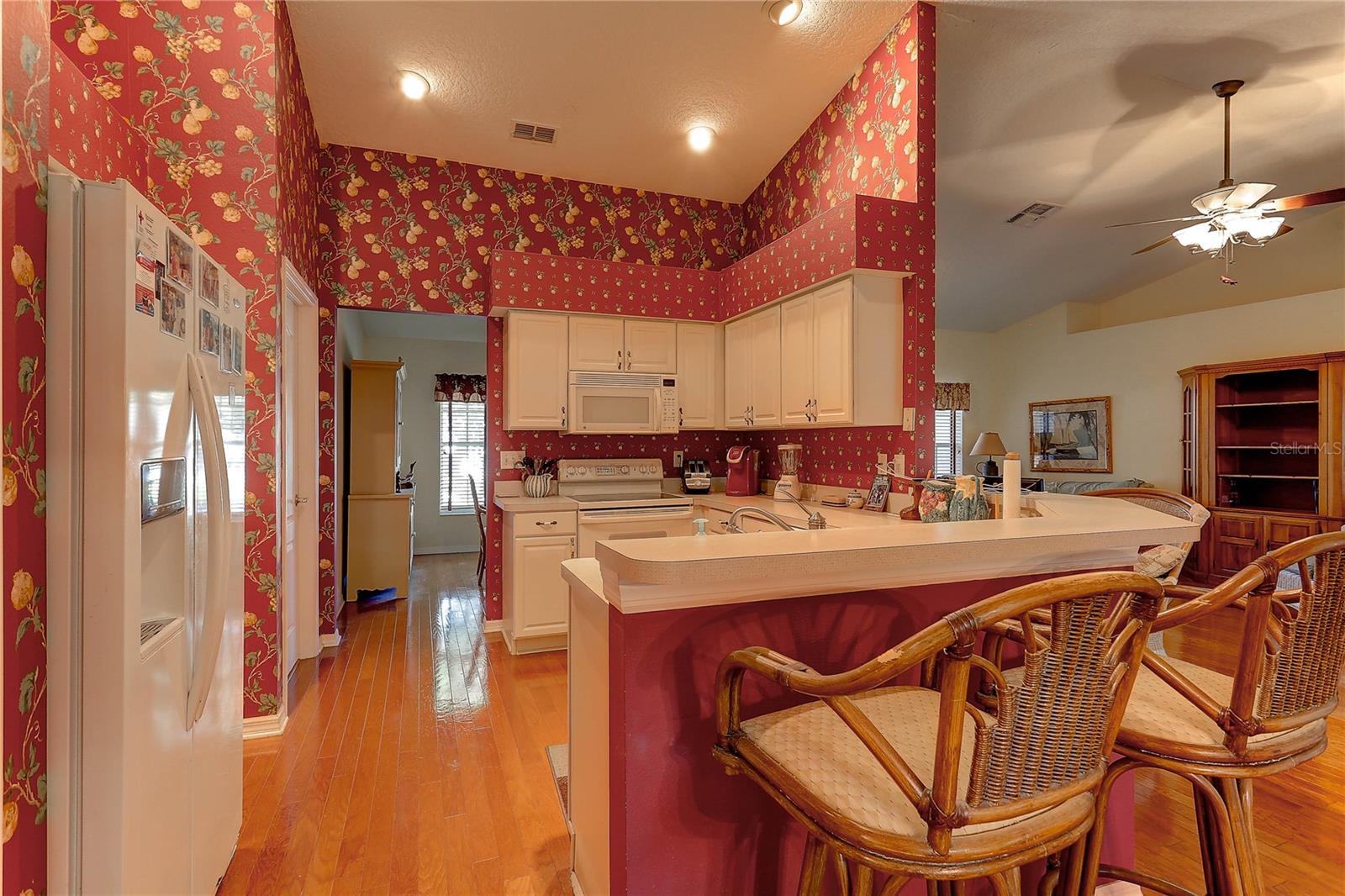 10105 MOSHIE LN, SAN ANTONIO, FL, 33576