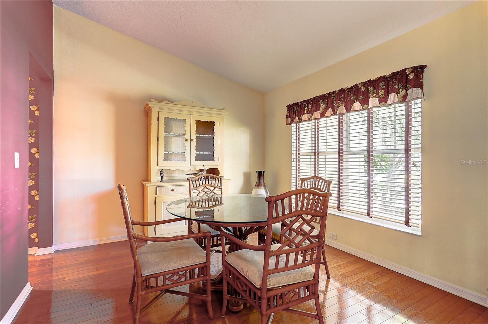 10105 MOSHIE LN, SAN ANTONIO, FL, 33576