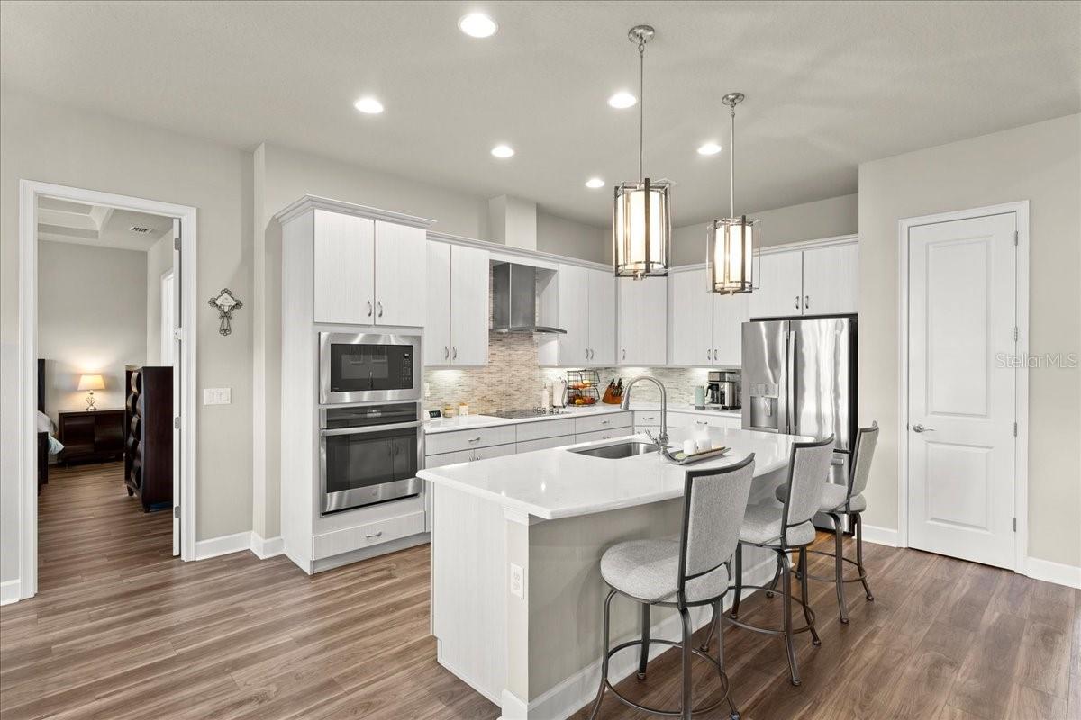 588 MOSAIC BLVD, DAYTONA BEACH, FL, 32124