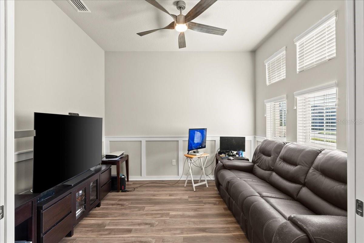 588 MOSAIC BLVD, DAYTONA BEACH, FL, 32124