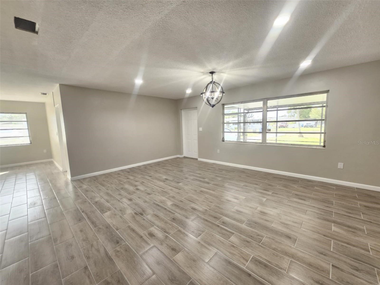 2807 3RD ST E, BRADENTON, FL, 34208