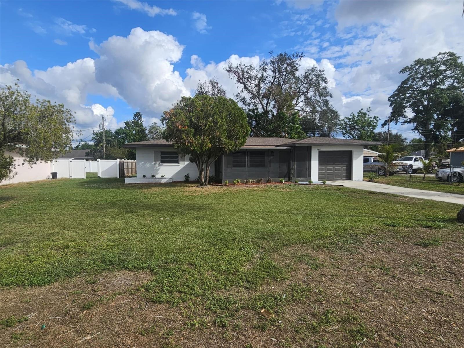 2807 3RD ST E, BRADENTON, FL, 34208