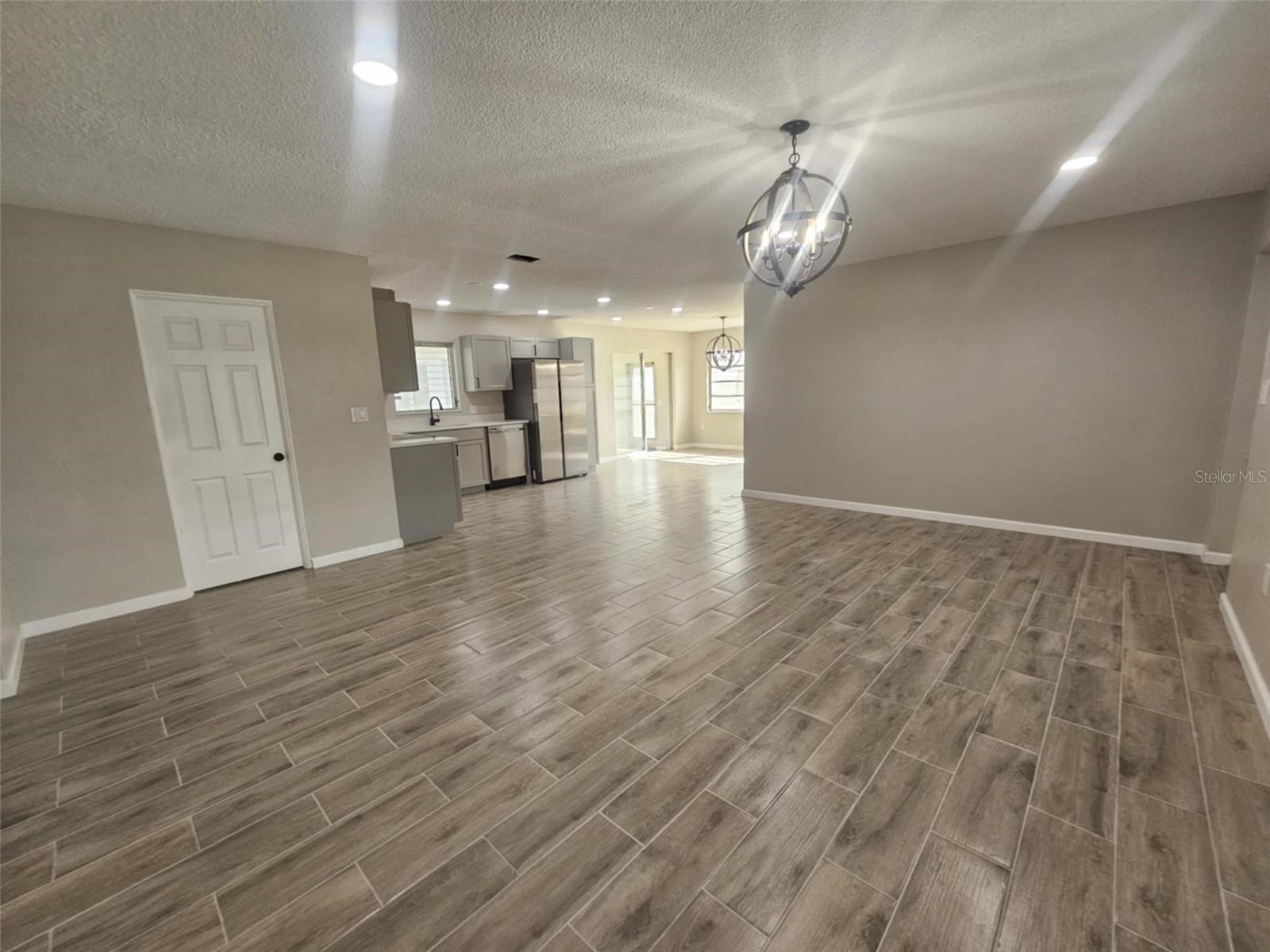 2807 3RD ST E, BRADENTON, FL, 34208