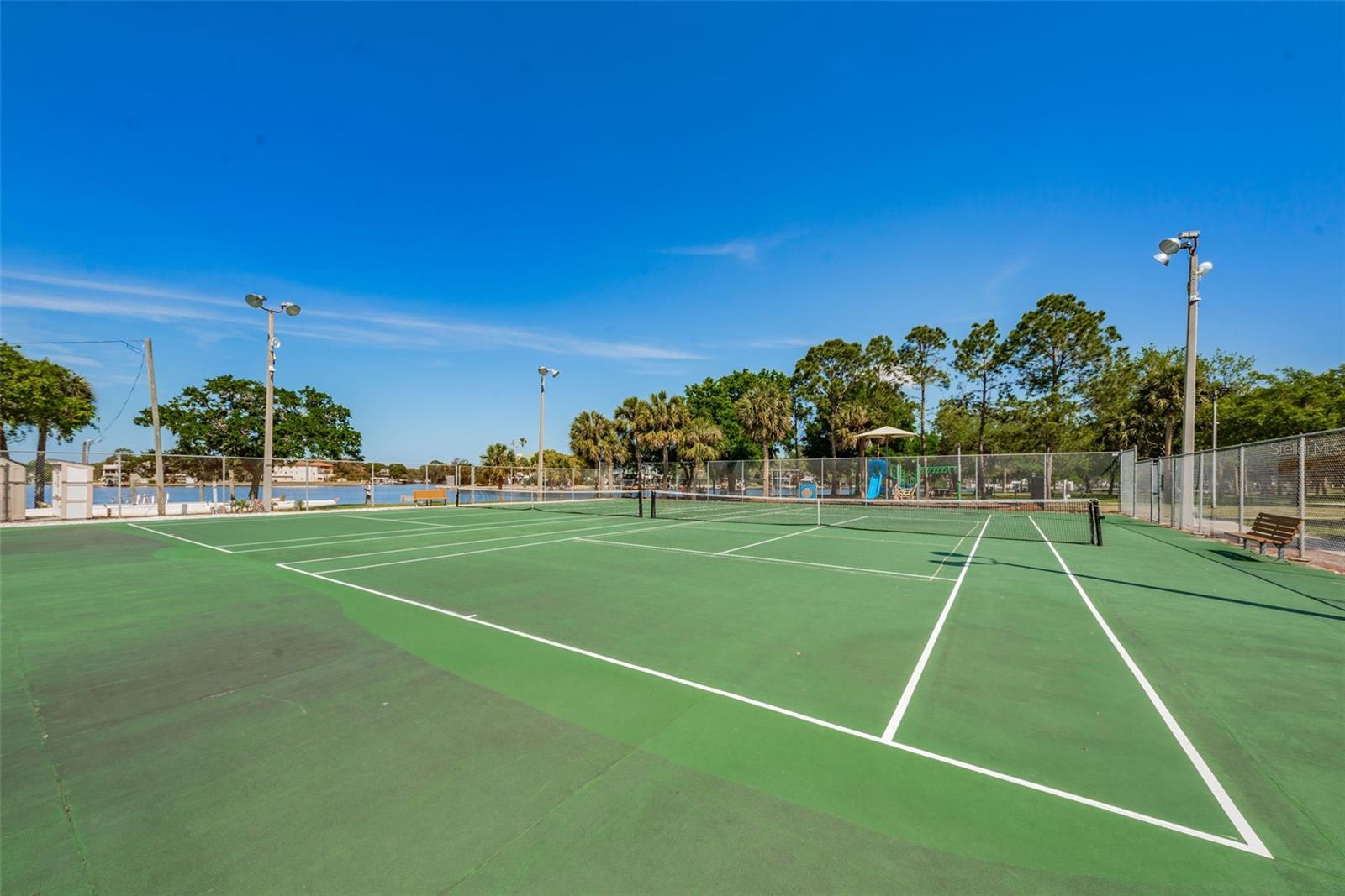 189 ROYAL PALM DR, TARPON SPRINGS, FL, 34689