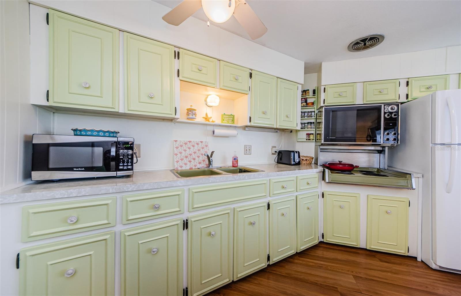 189 ROYAL PALM DR, TARPON SPRINGS, FL, 34689