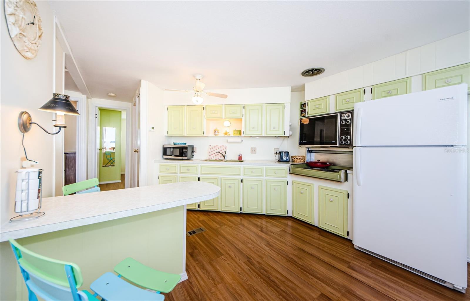 189 ROYAL PALM DR, TARPON SPRINGS, FL, 34689