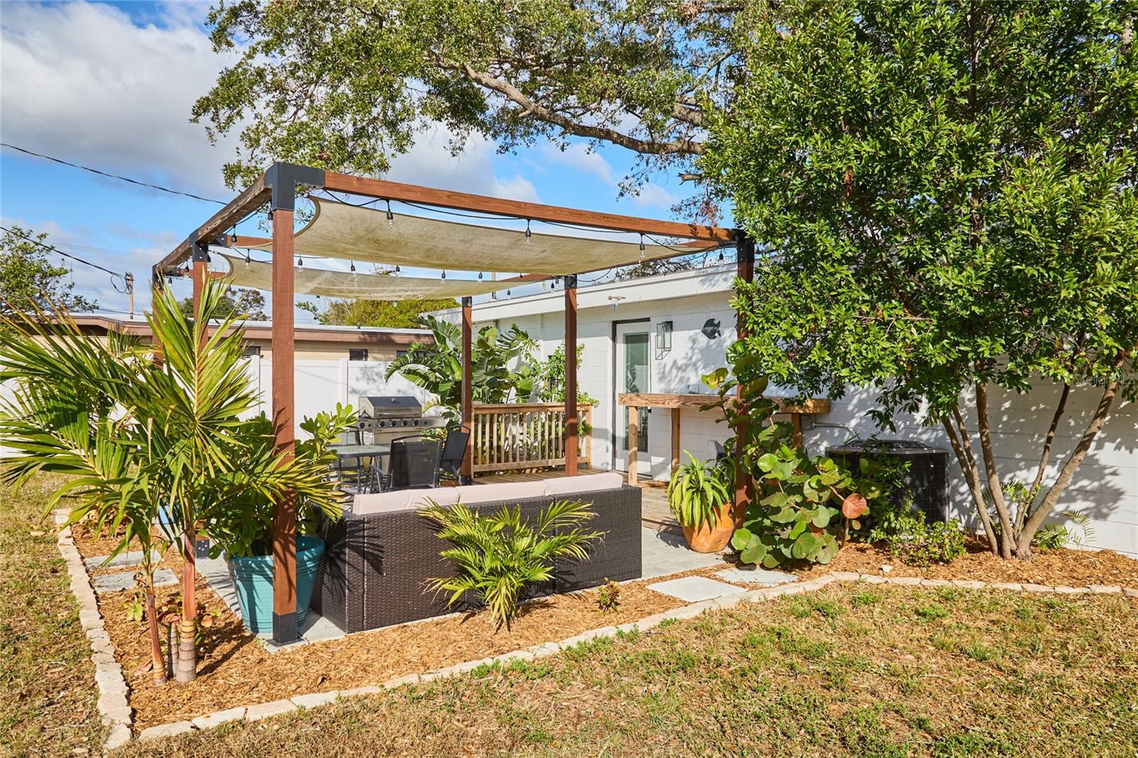 1707 DARLINGTON DR, TAMPA, FL, 33619