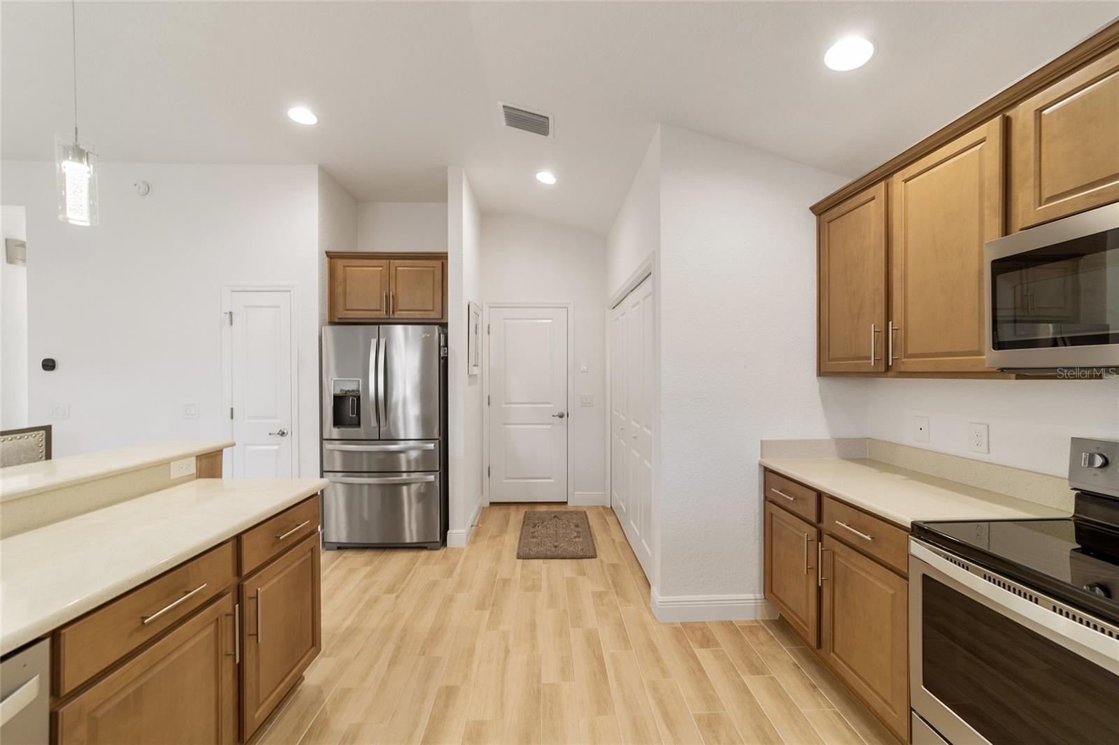 10349 SILVER MAPLE AVE, OXFORD, FL, 34484