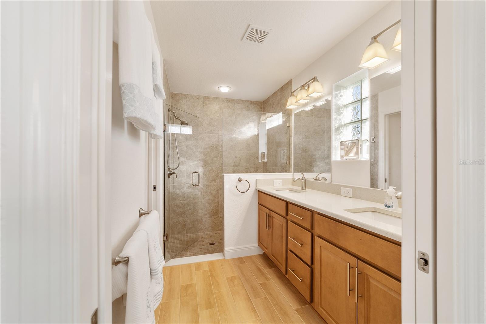 10349 SILVER MAPLE AVE, OXFORD, FL, 34484
