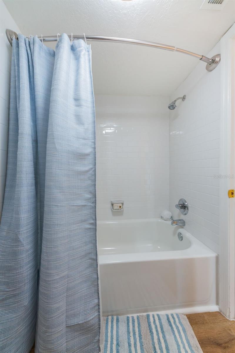 5175 COQUINA KEY DR SE #C, ST PETERSBURG, FL, 33705