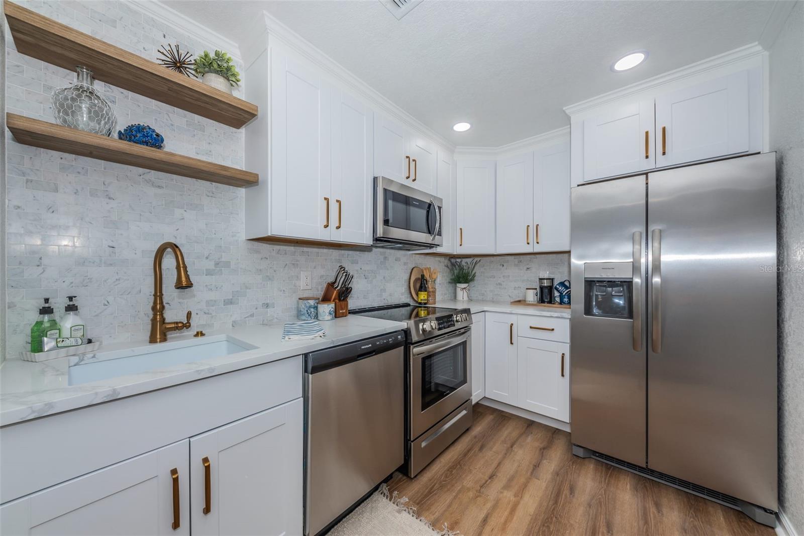 5175 COQUINA KEY DR SE #C, ST PETERSBURG, FL, 33705