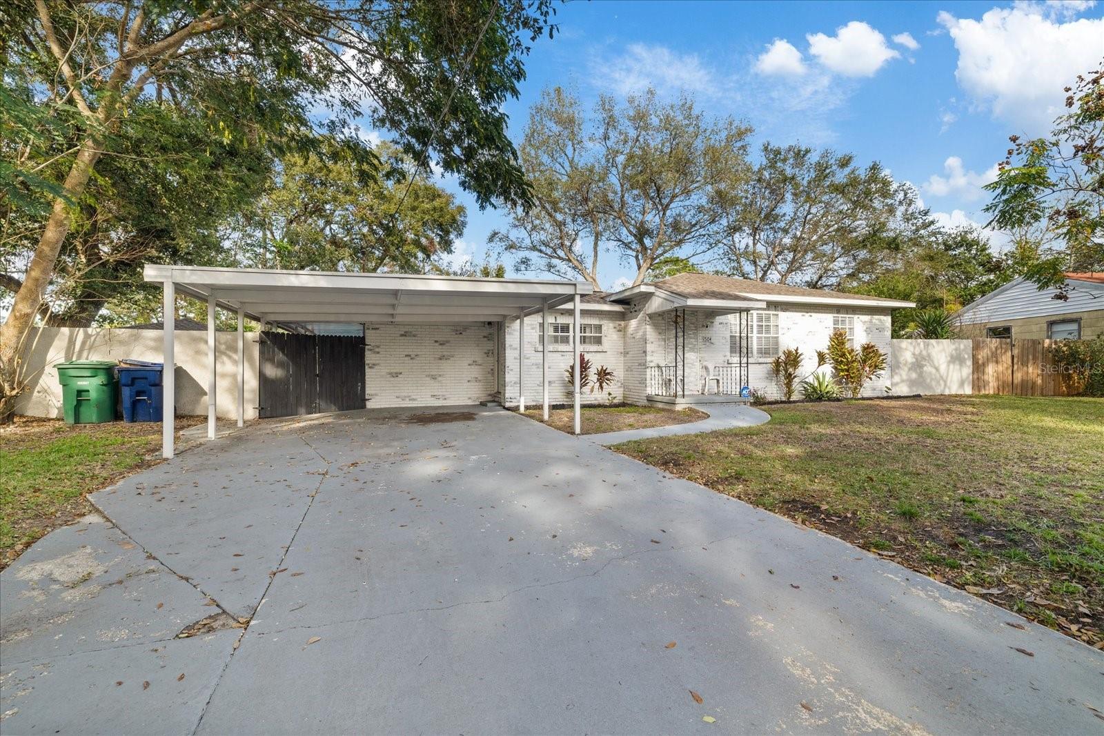1504 E MCBERRY ST, TAMPA, FL, 33610