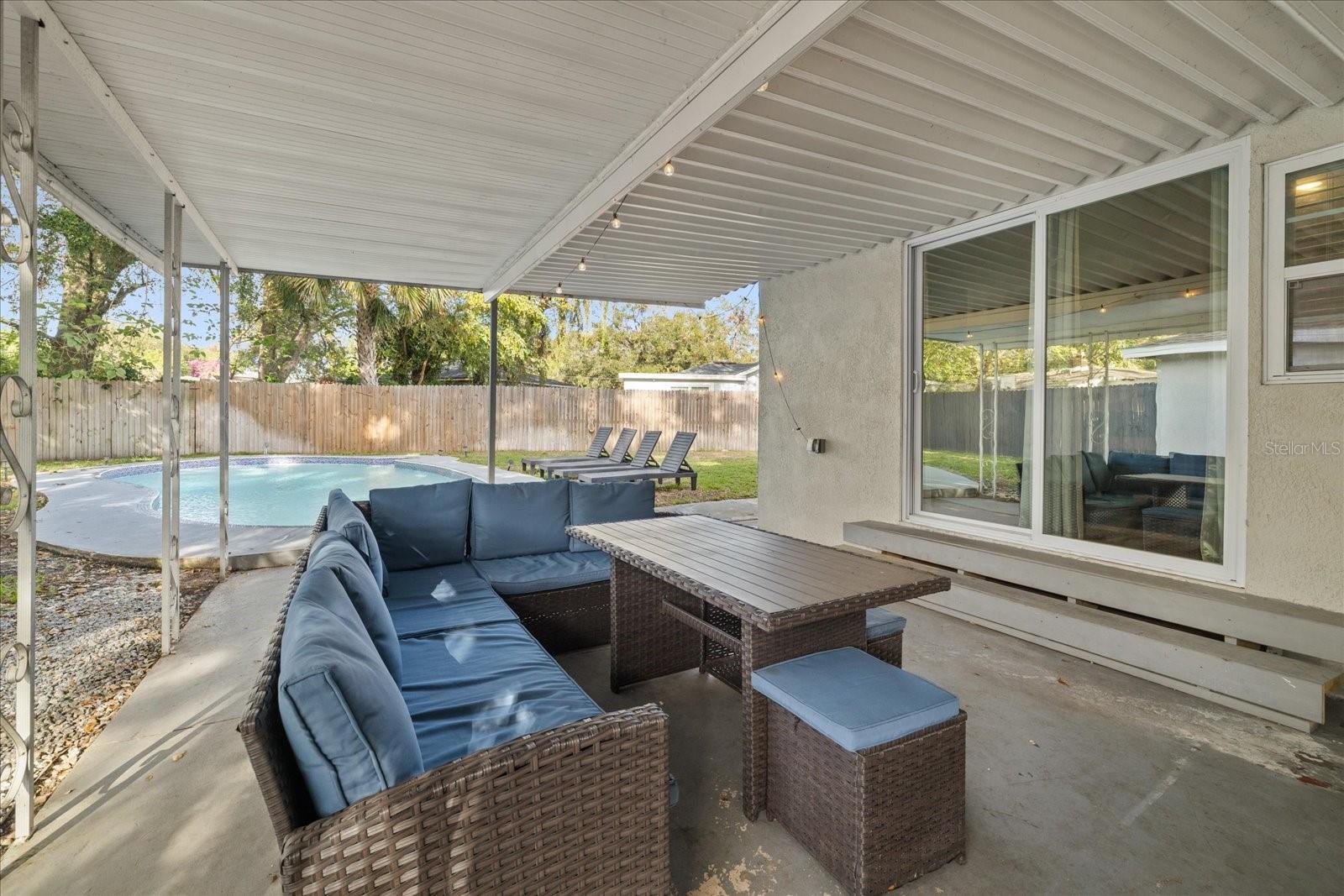 1504 E MCBERRY ST, TAMPA, FL, 33610