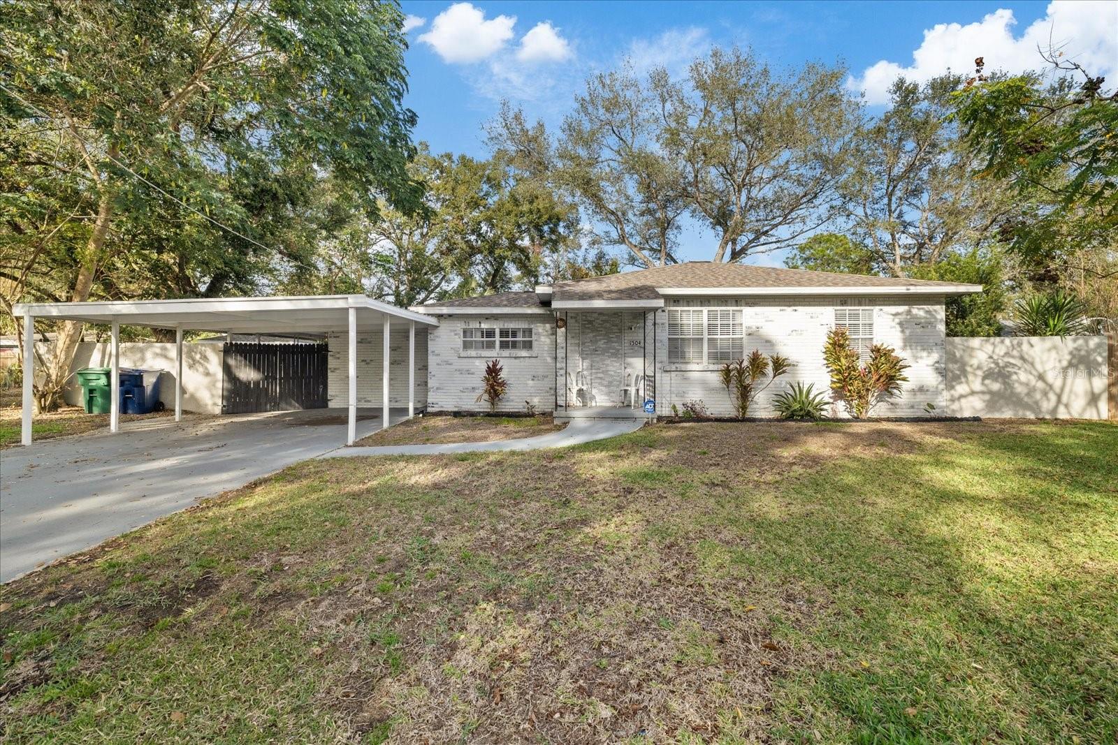 1504 E MCBERRY ST, TAMPA, FL, 33610