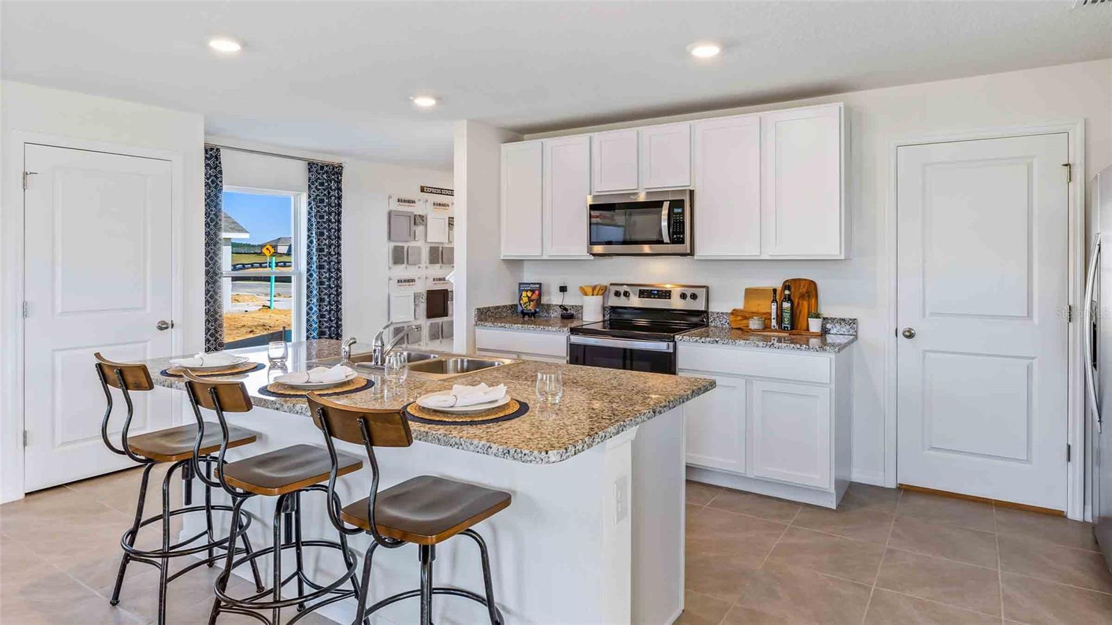 7089 BROAD RIVER AVE, LAND O LAKES, FL, 34638