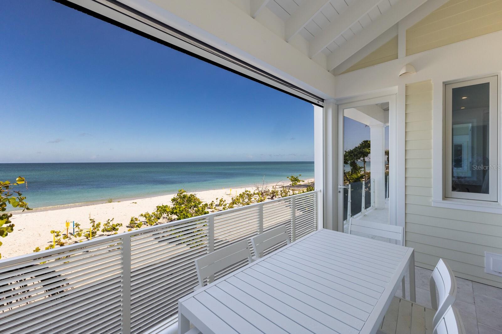 D6139748 Property Photo