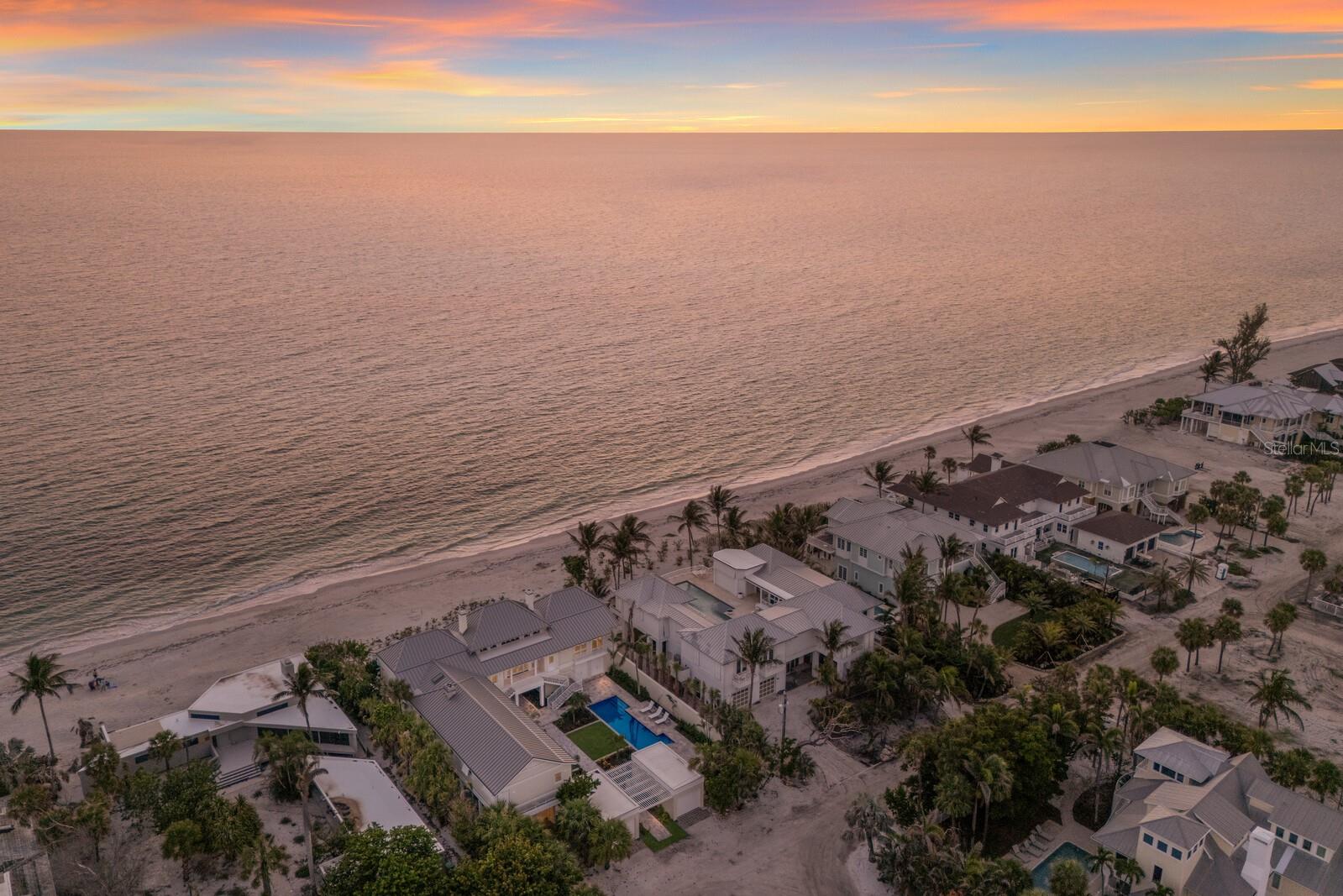 D6139748 Property Photo