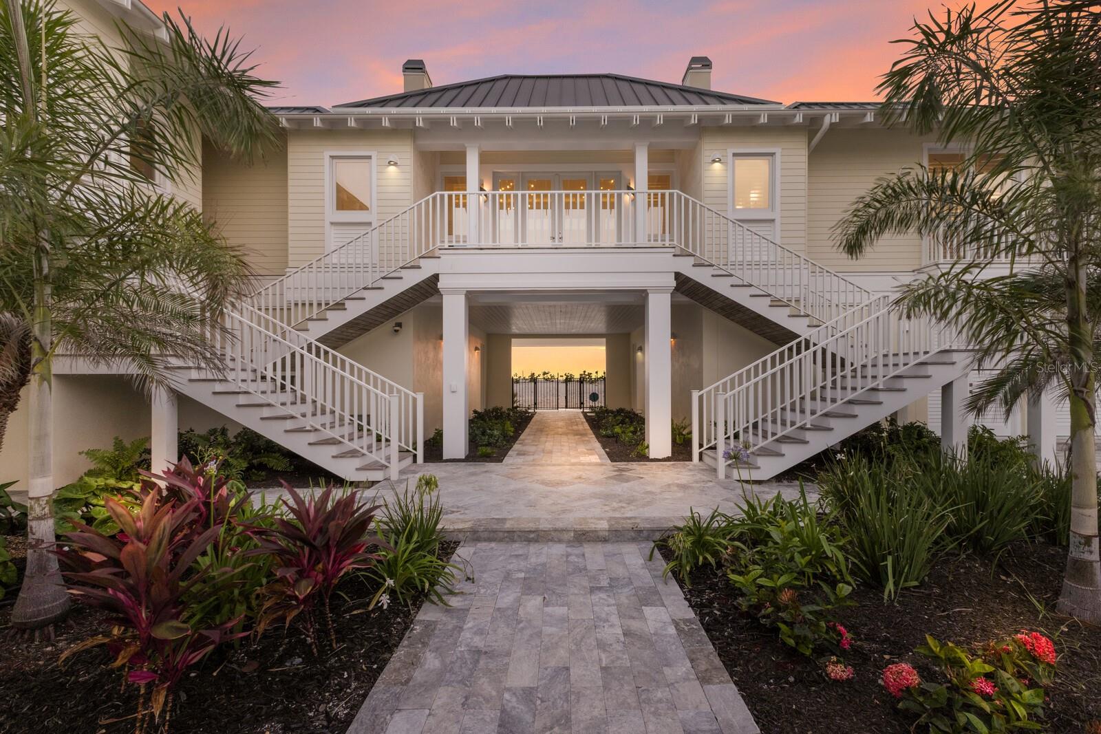 D6139748 Property Photo