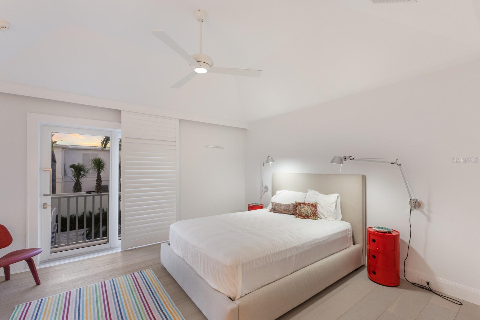 D6139748 Property Photo