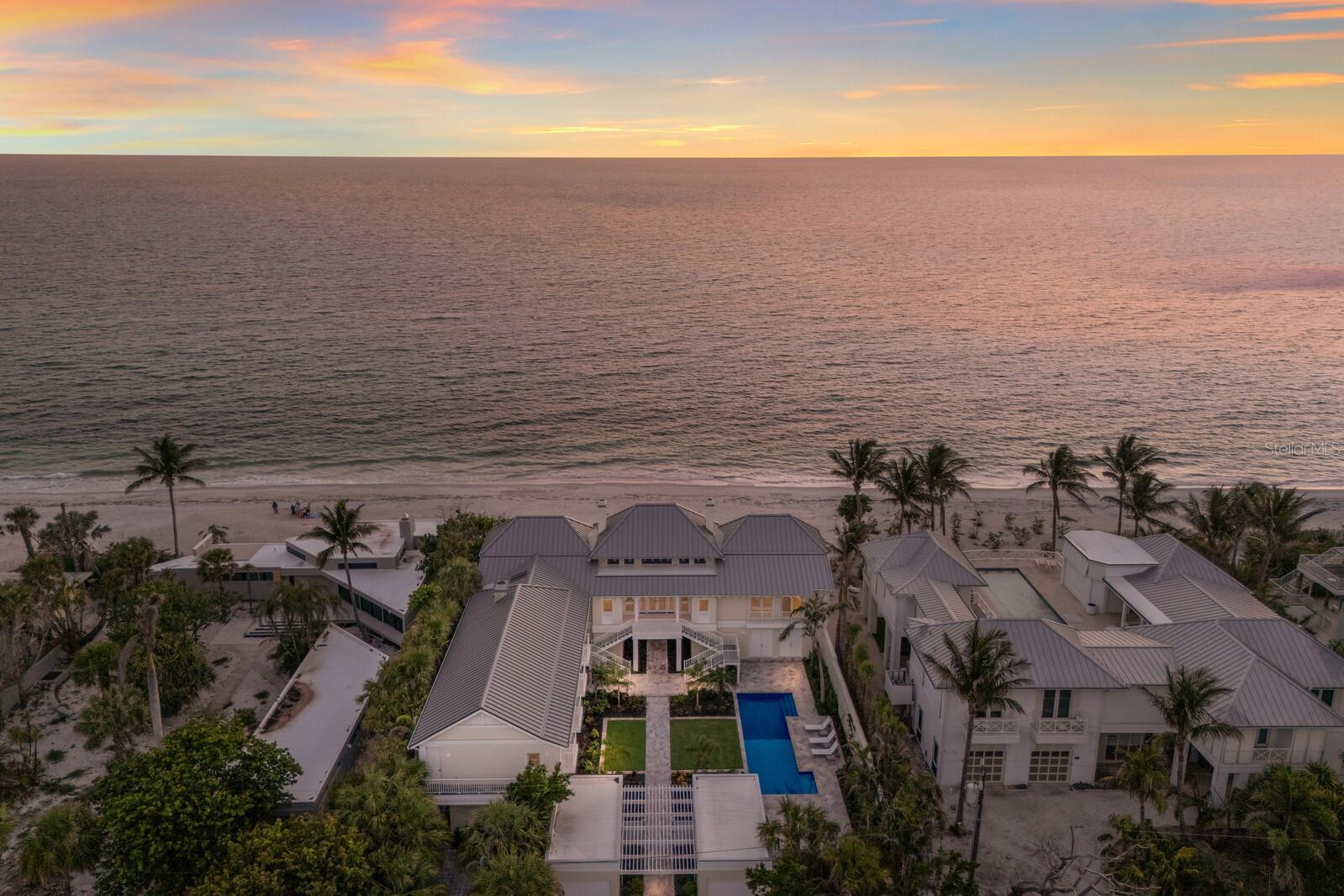 D6139748 Property Photo