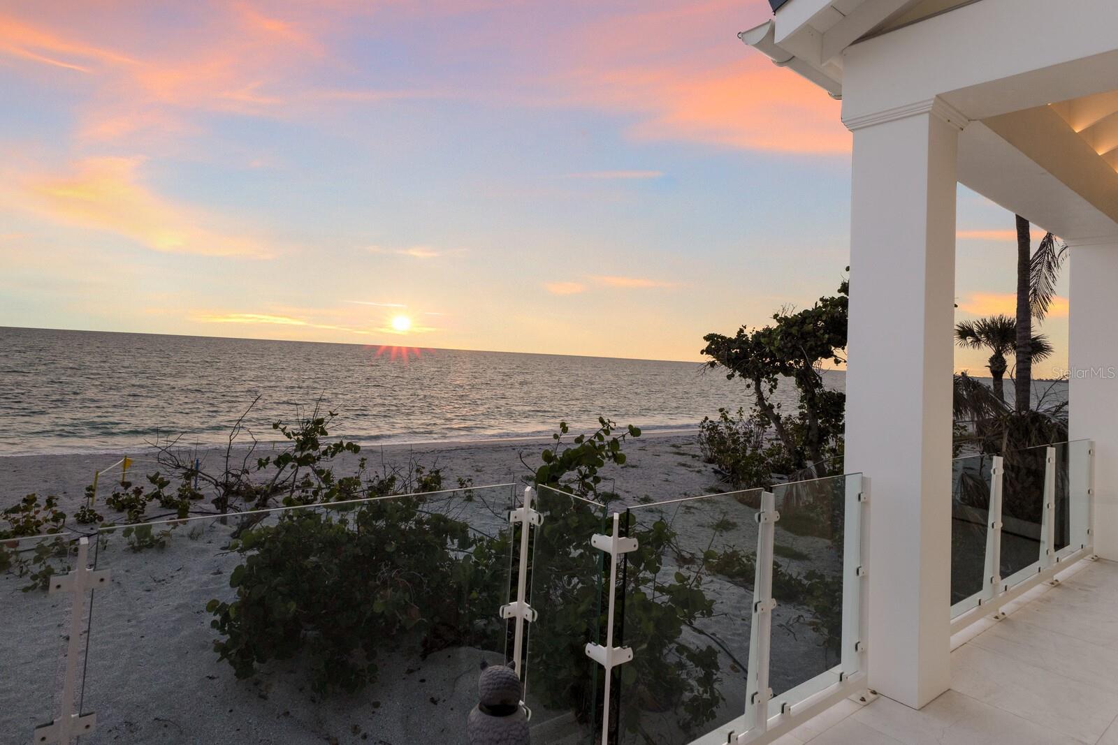 D6139748 Property Photo