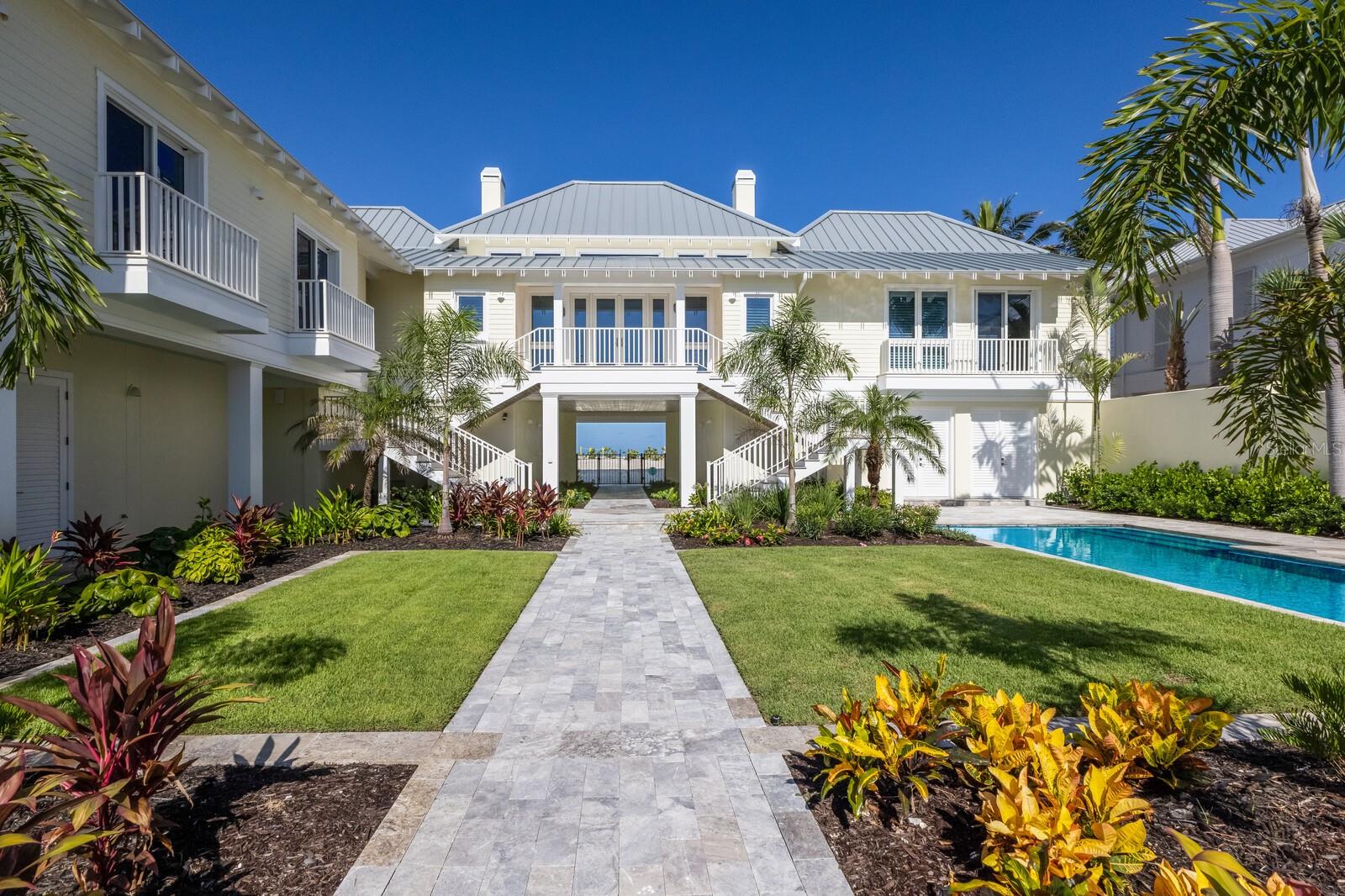 D6139748 Property Photo