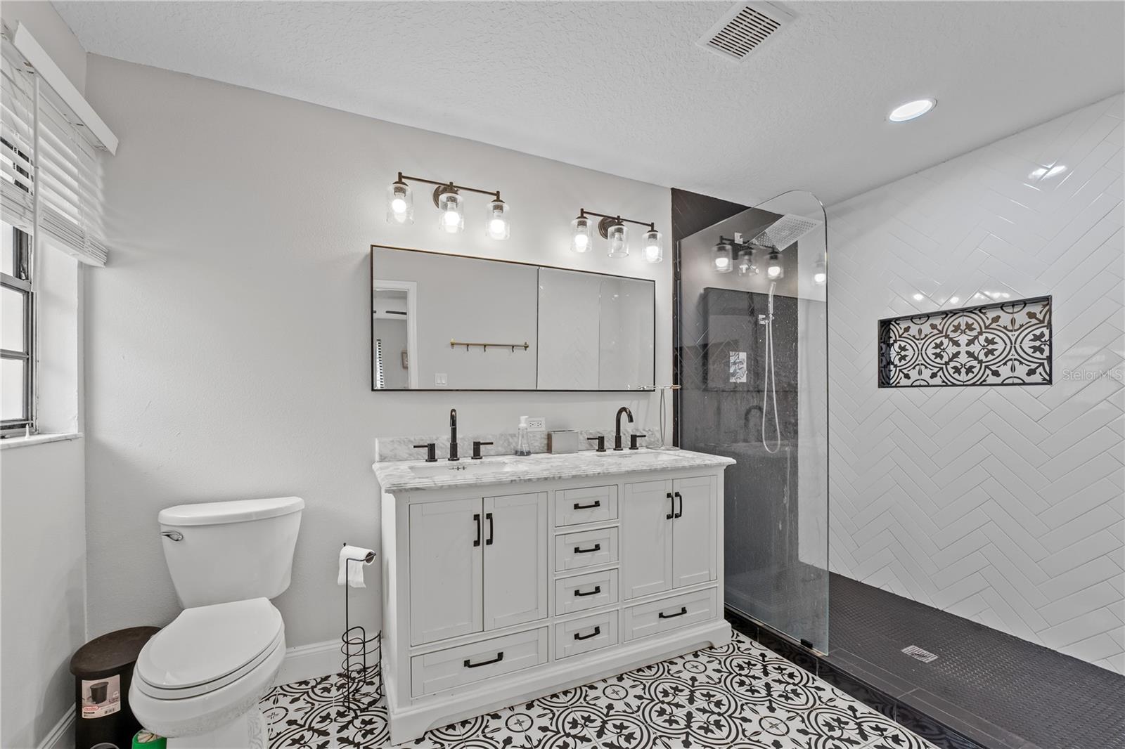 6829 BITTERSWEET LN, ORLANDO, FL, 32819