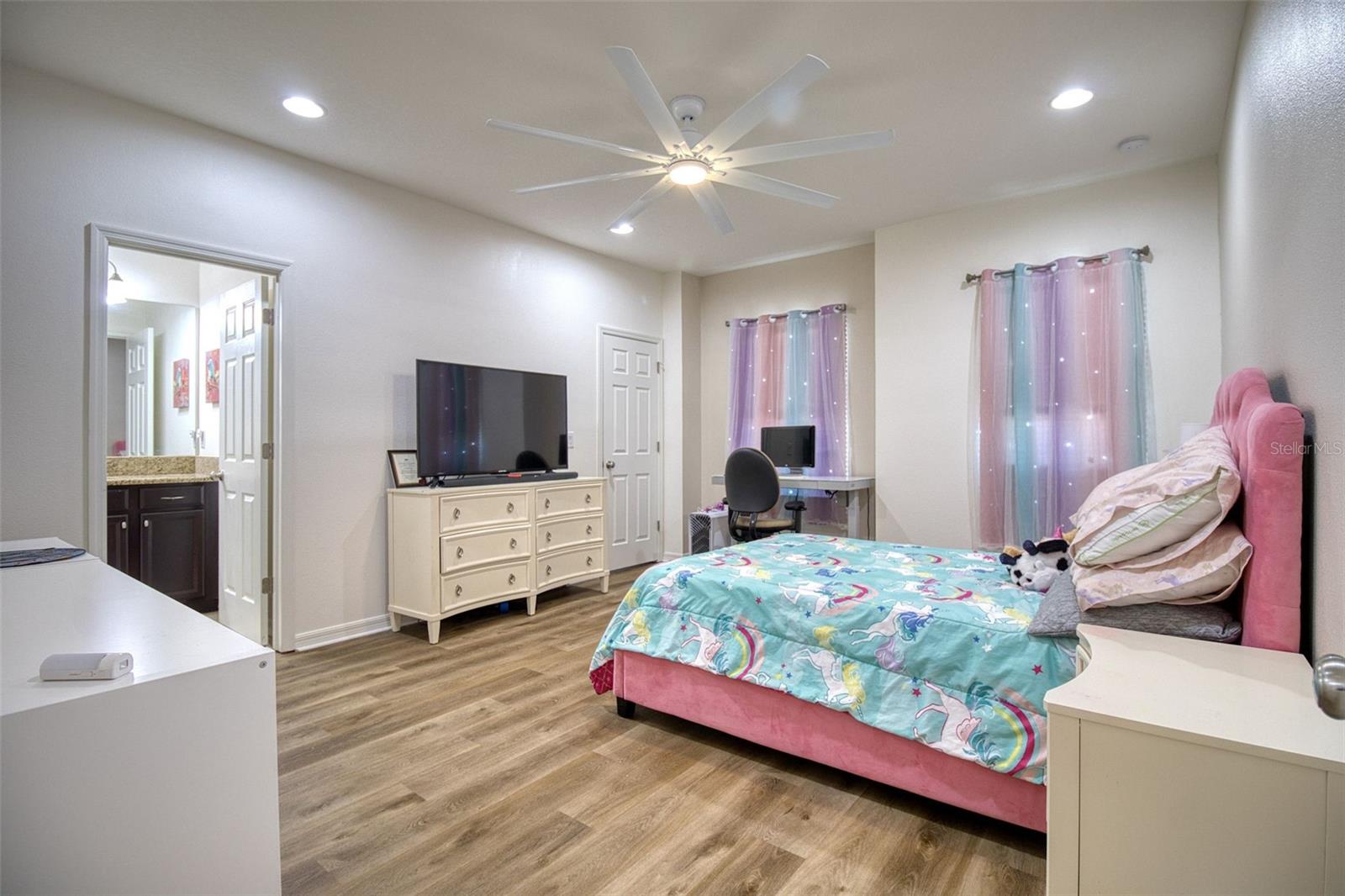 26888 FIDDLEWOOD LOOP, WESLEY CHAPEL, FL, 33544