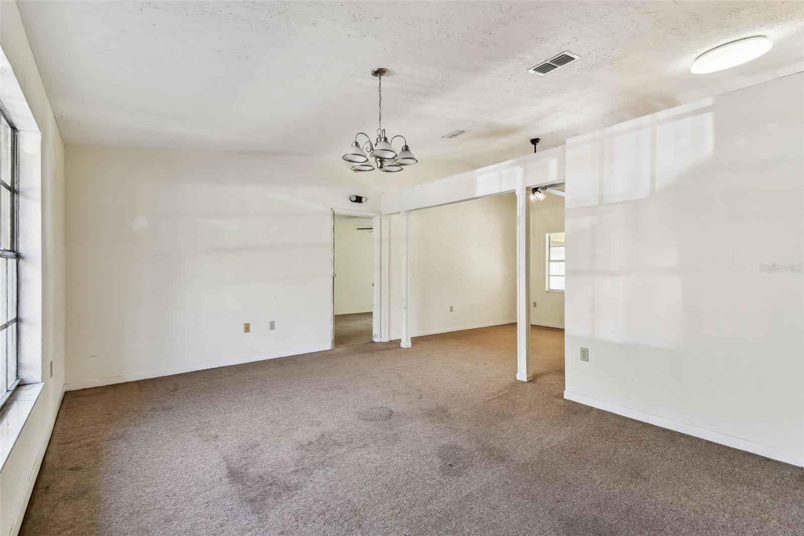 1627 CREEK RD, WESLEY CHAPEL, FL, 33543