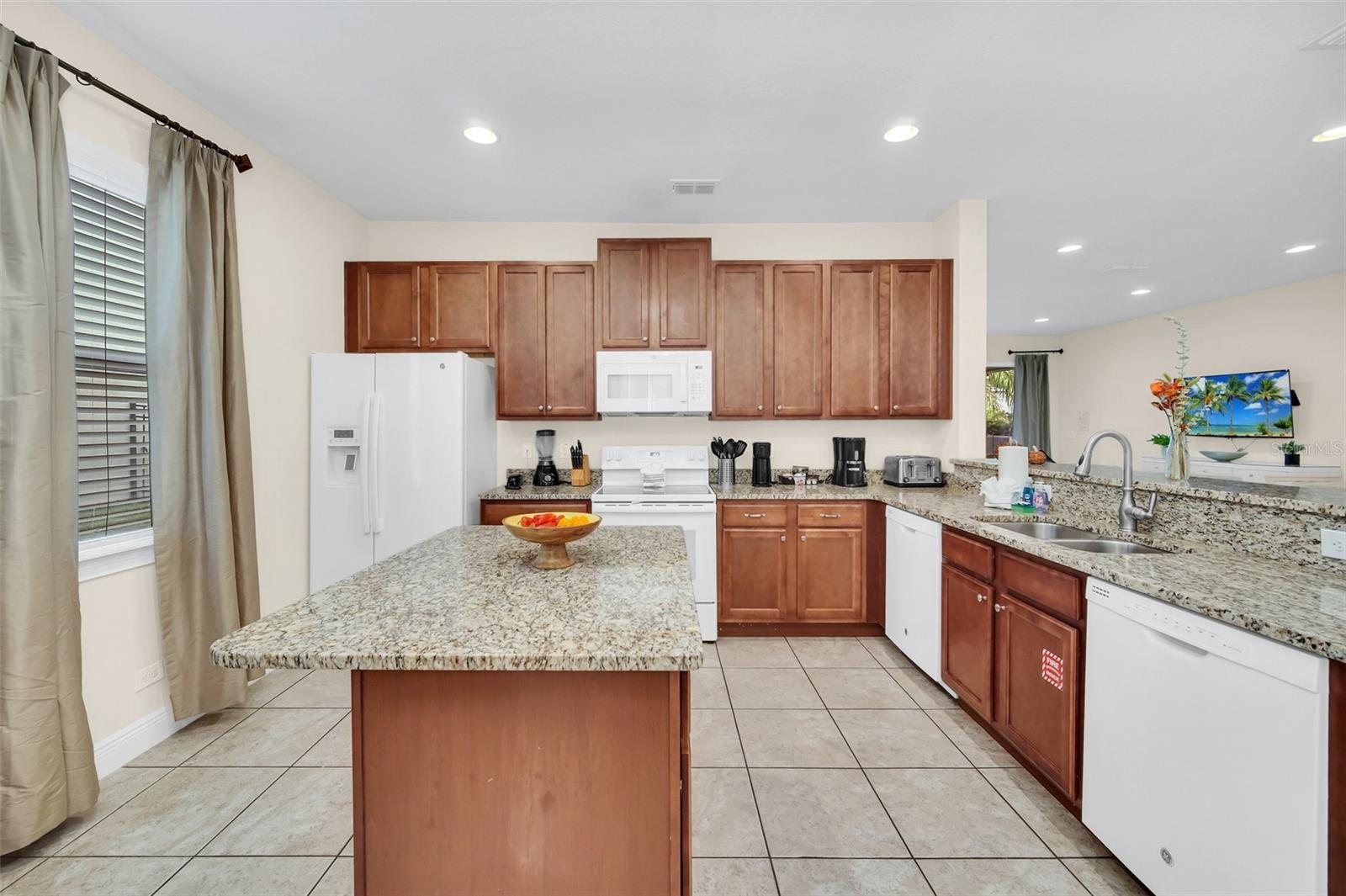 611 LASSO DR, KISSIMMEE, FL, 34747