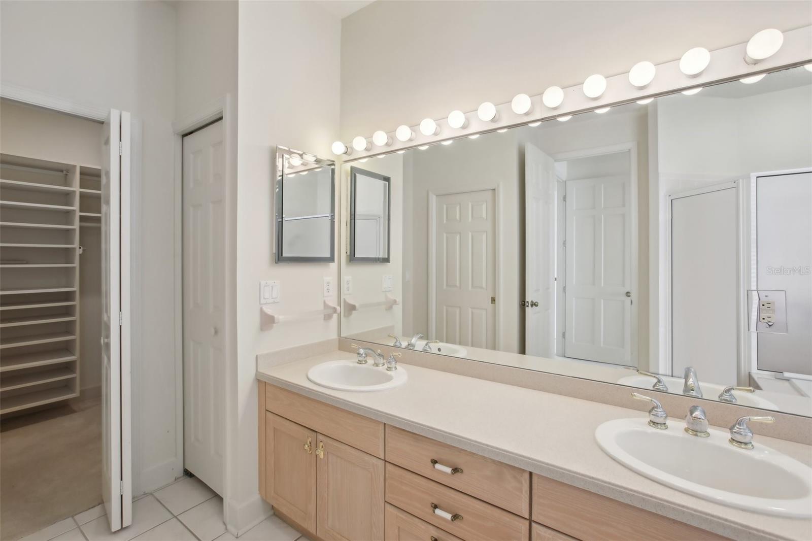 1637 SAND KEY ESTATES CT, CLEARWATER BEACH, FL, 33767