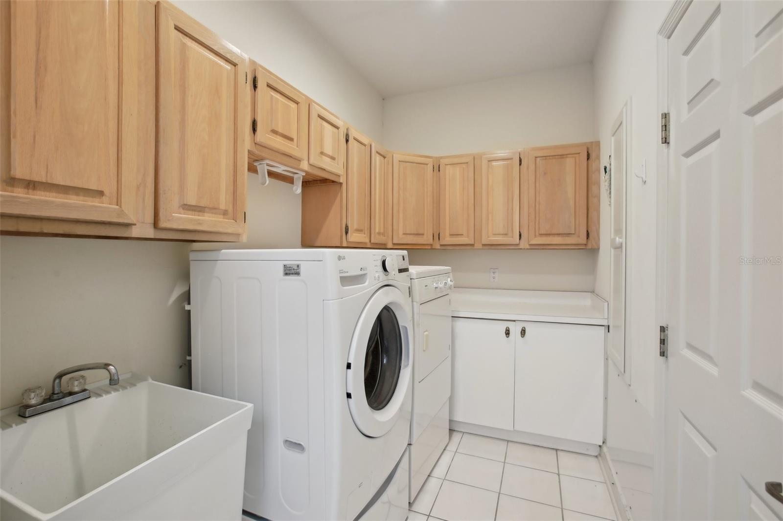 1637 SAND KEY ESTATES CT, CLEARWATER BEACH, FL, 33767
