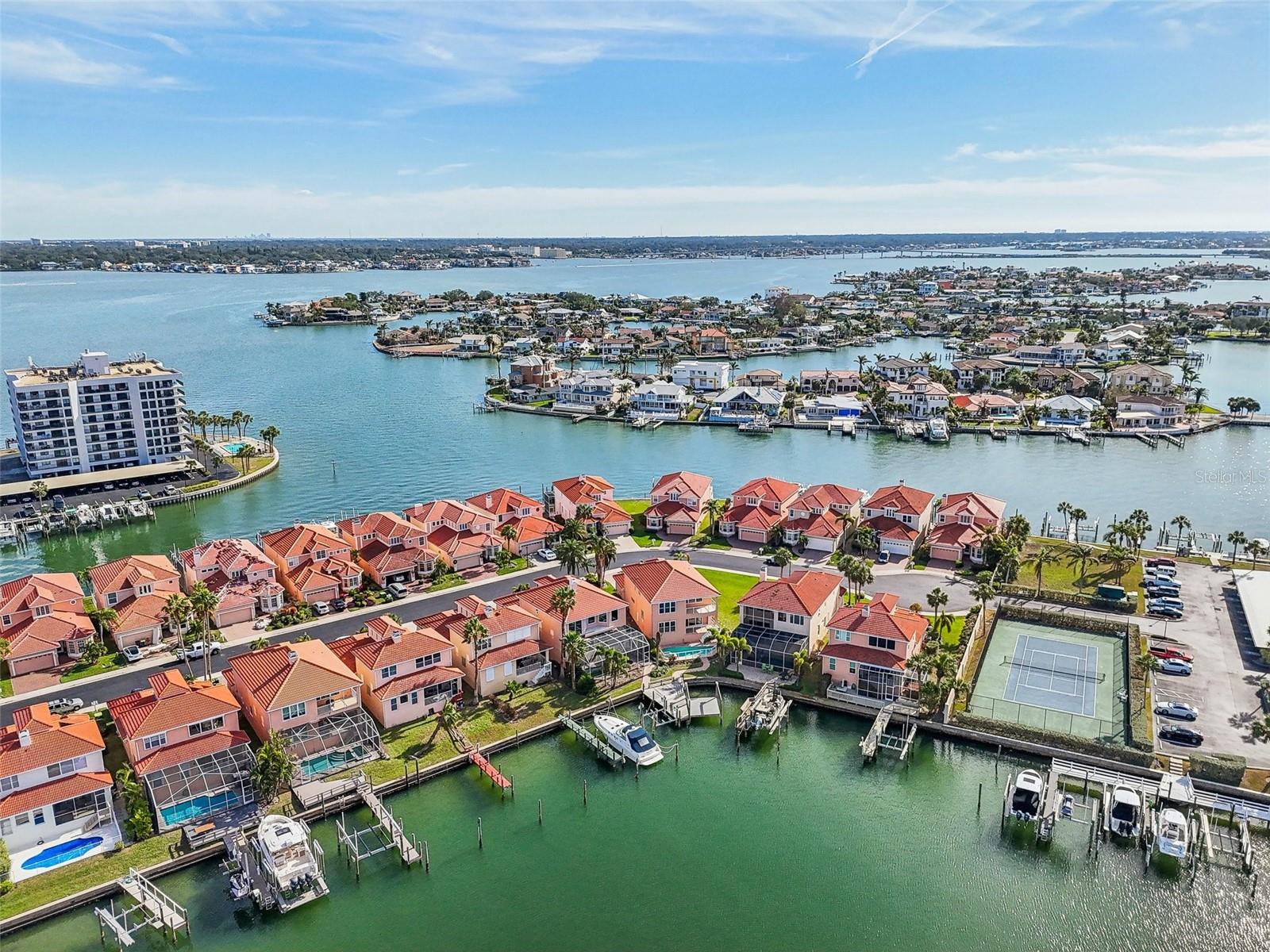 1637 SAND KEY ESTATES CT, CLEARWATER BEACH, FL, 33767