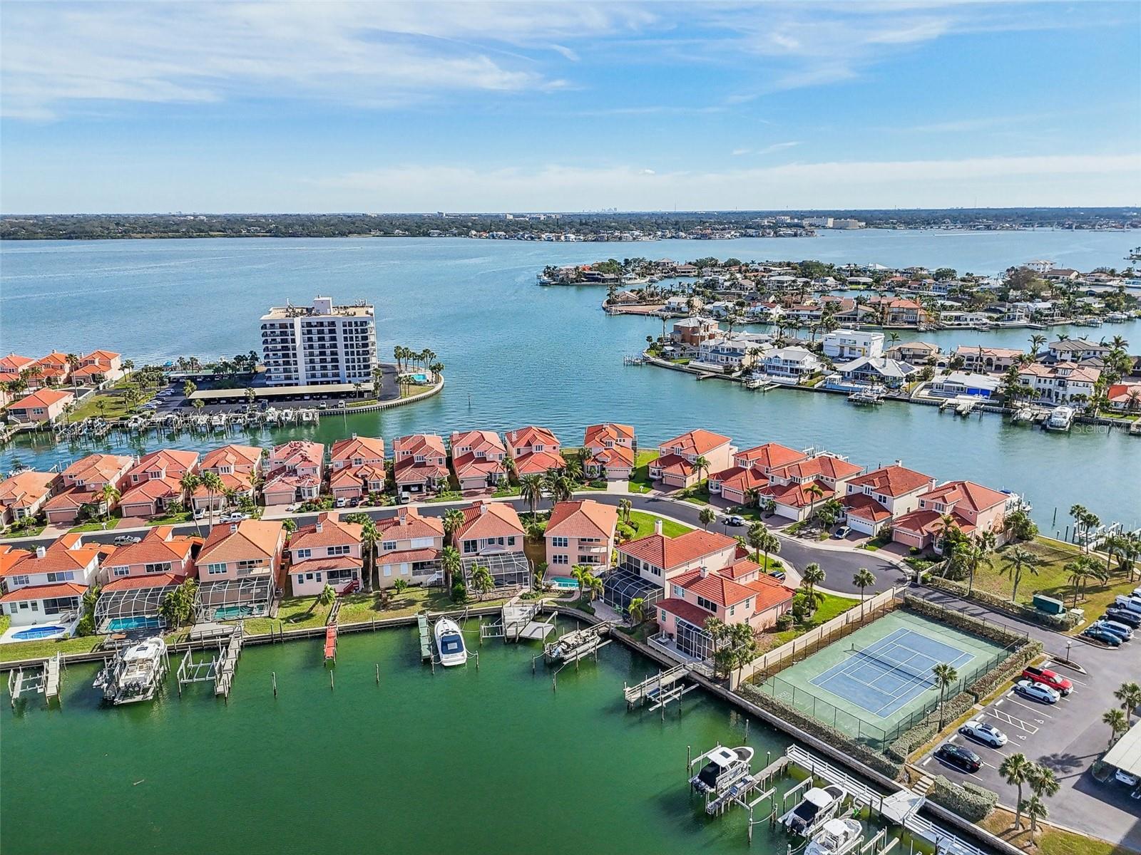 1637 SAND KEY ESTATES CT, CLEARWATER BEACH, FL, 33767