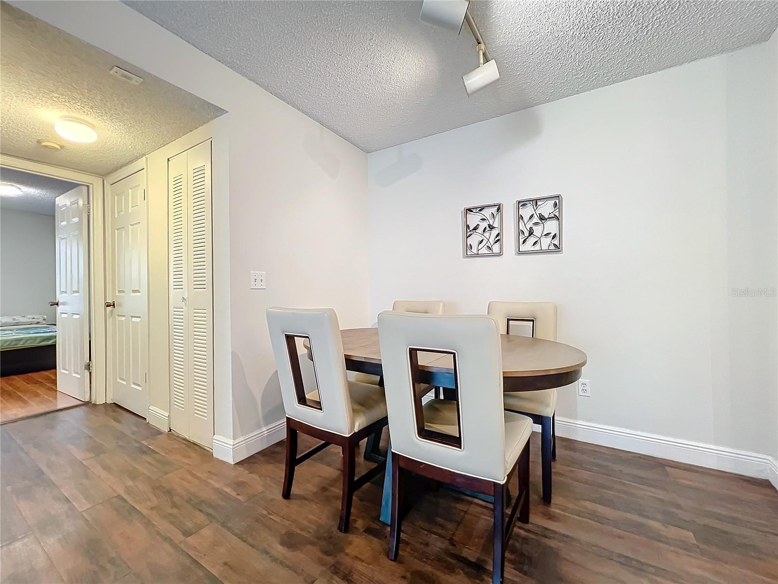 4532 COMMANDER DR #2111, ORLANDO, FL, 32822