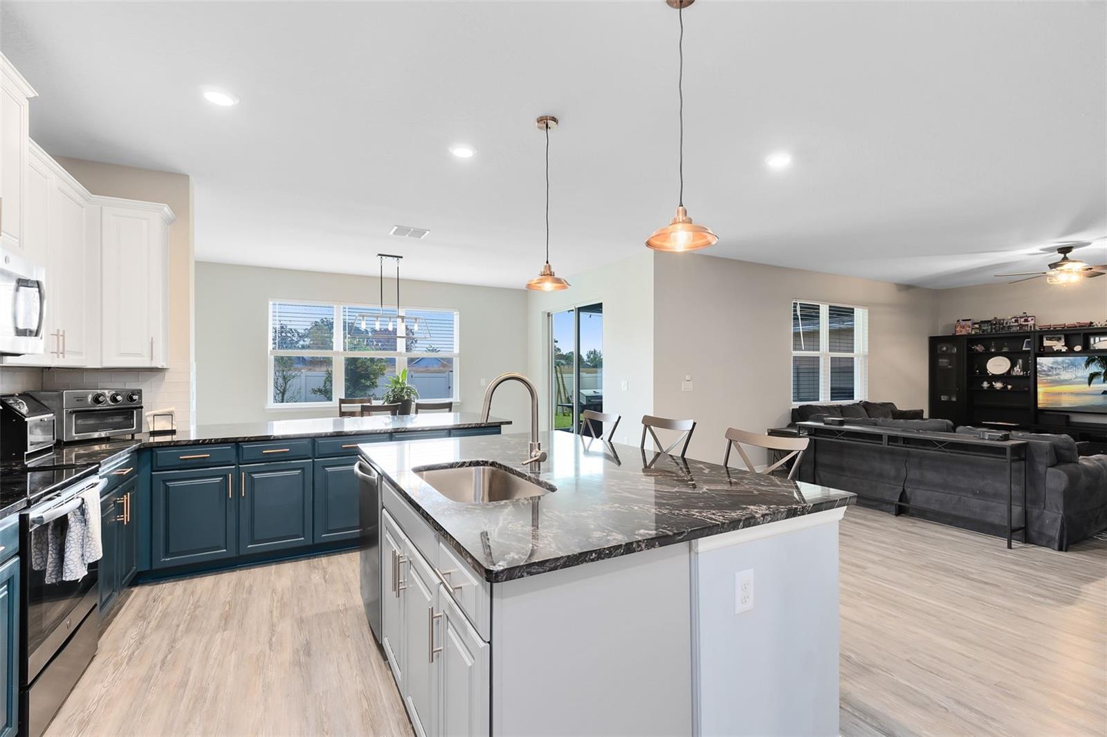 569 SEATTLE SLEW DR, DAVENPORT, FL, 33837